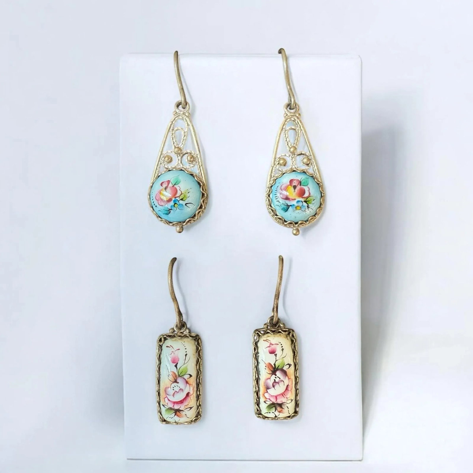 Late 20th Century Vintage Hand Painted European Folk Art Filigree Drop Earrings, A Pair - 5