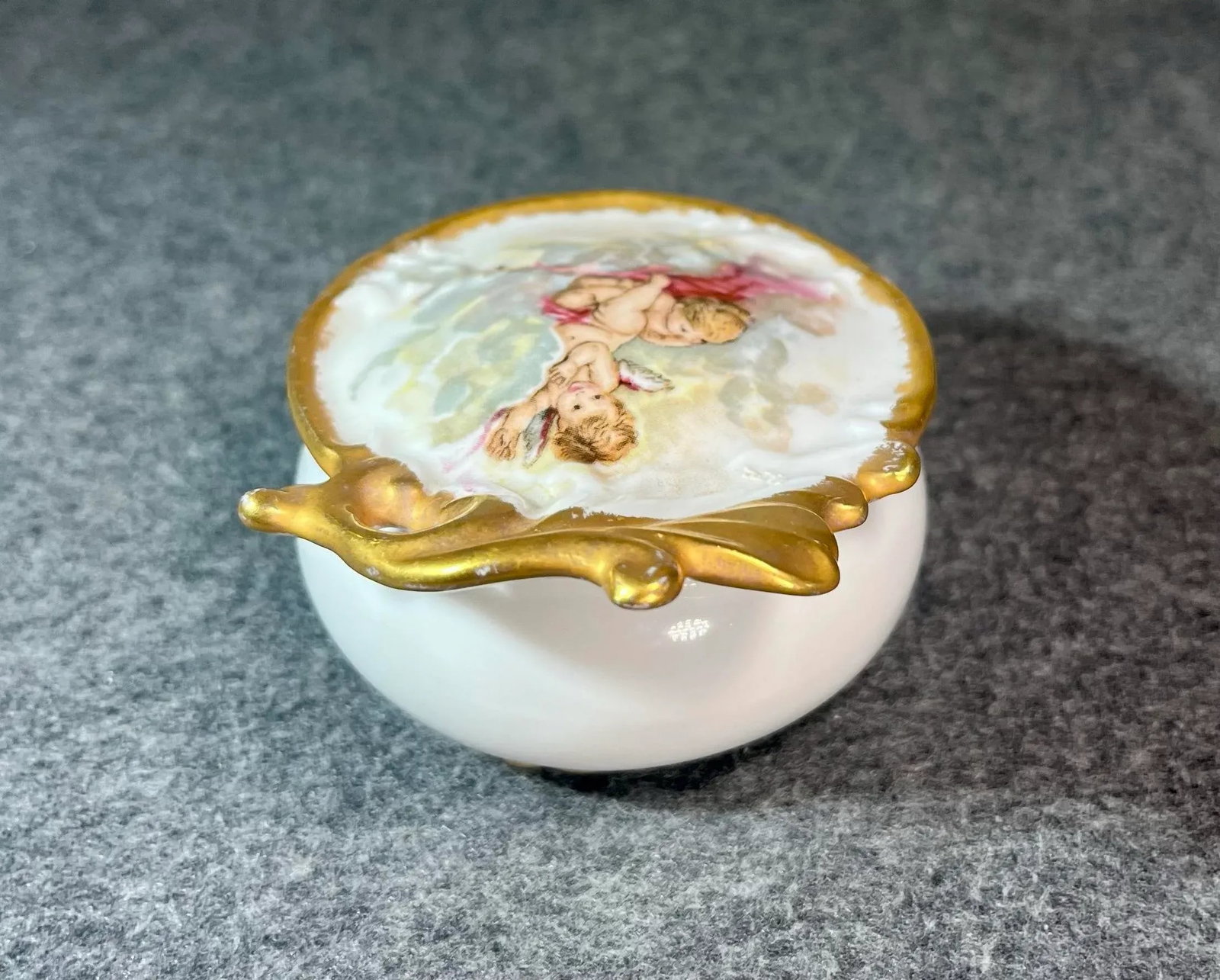 Antique Porcelain Pill/Trinket Box - 4
