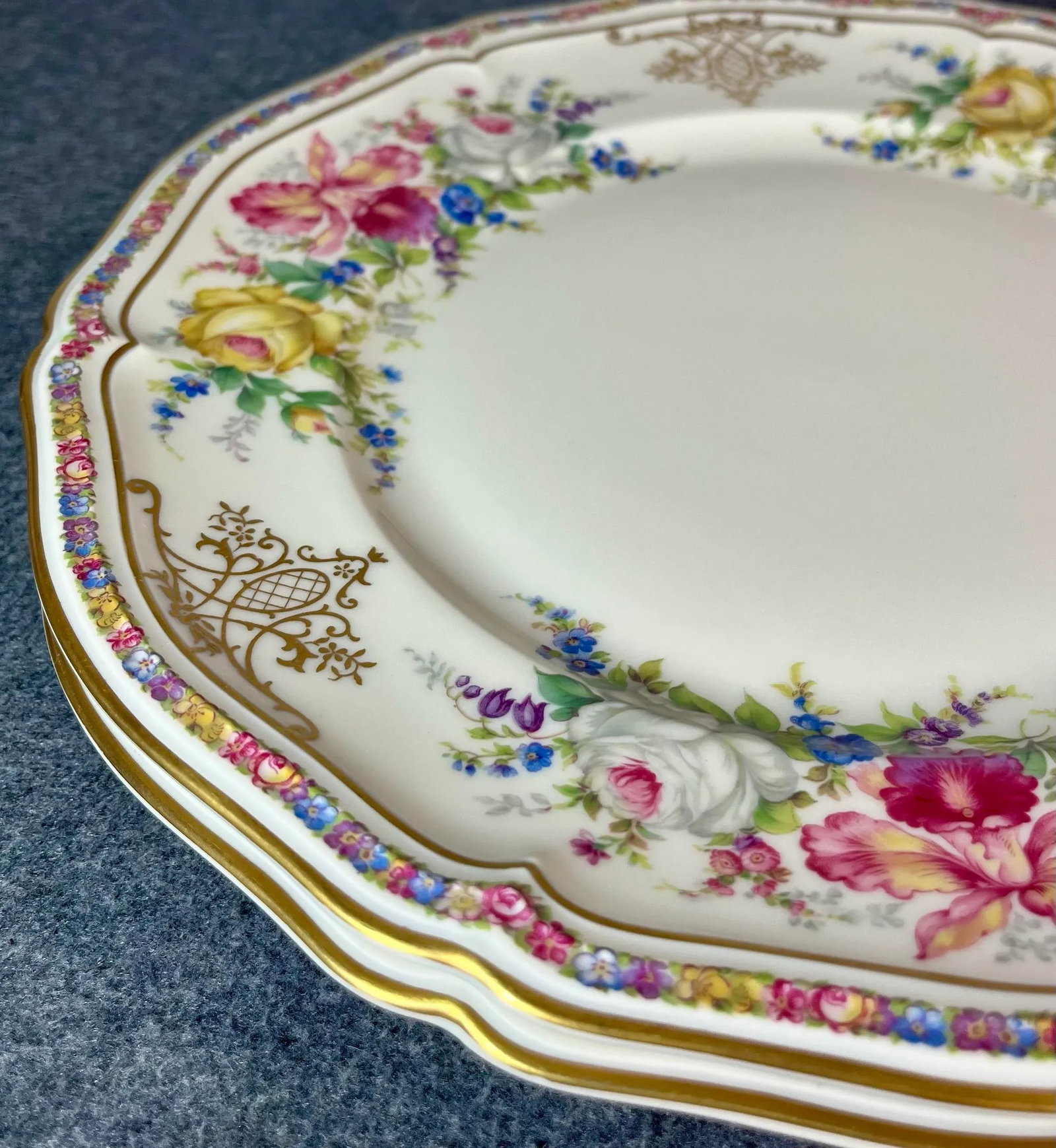 Mid 20th Century Rosenthal Bavaria Evelyn Demitasse Cup & Plate Set- 8 Pieces - 5