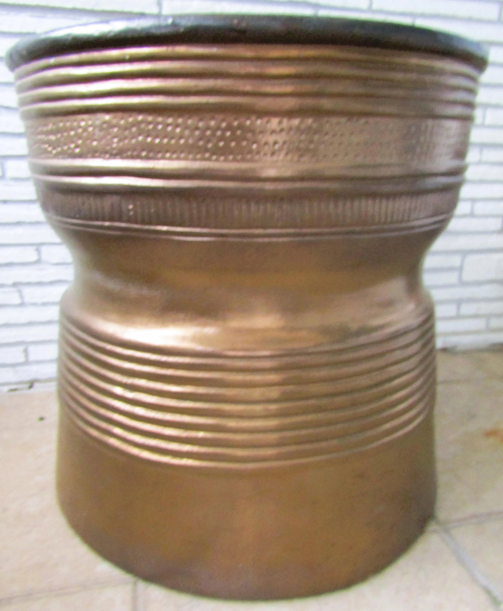 1940s Vintage Asian Bronze Rain Drum Gloss Black Terra Cotta Top Side Table - 4