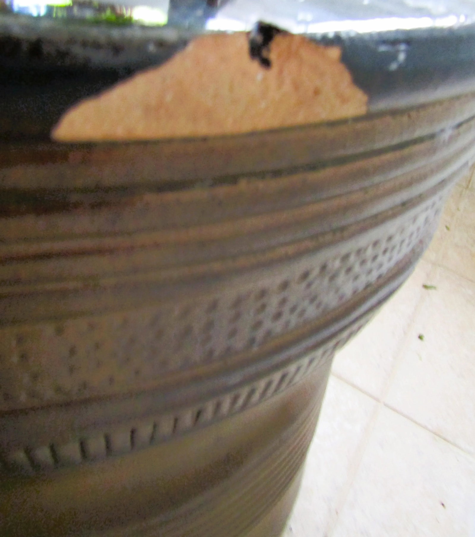 1940s Vintage Asian Bronze Rain Drum Gloss Black Terra Cotta Top Side Table - 8