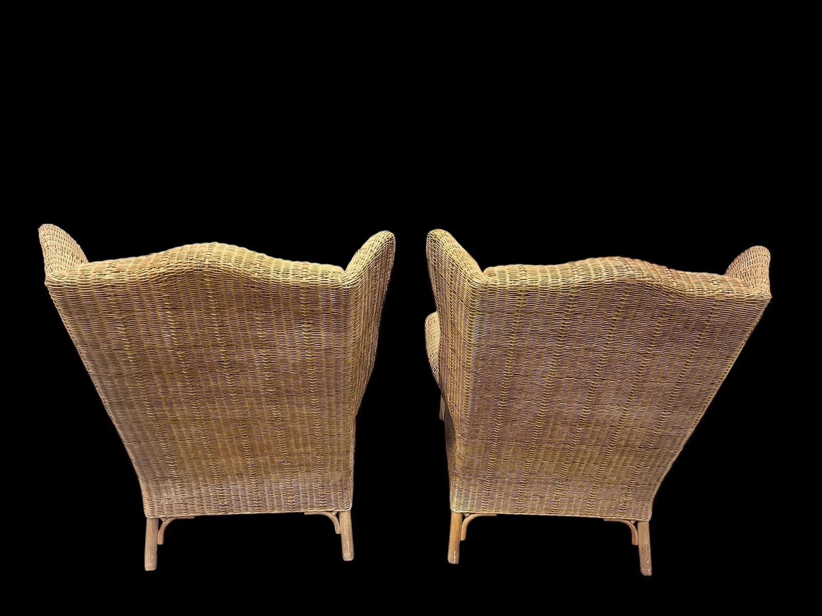 Pair of Large Wicker Wingback Chairs With Ottoman by Henry Link for Lexington Furniture 1972 - 6