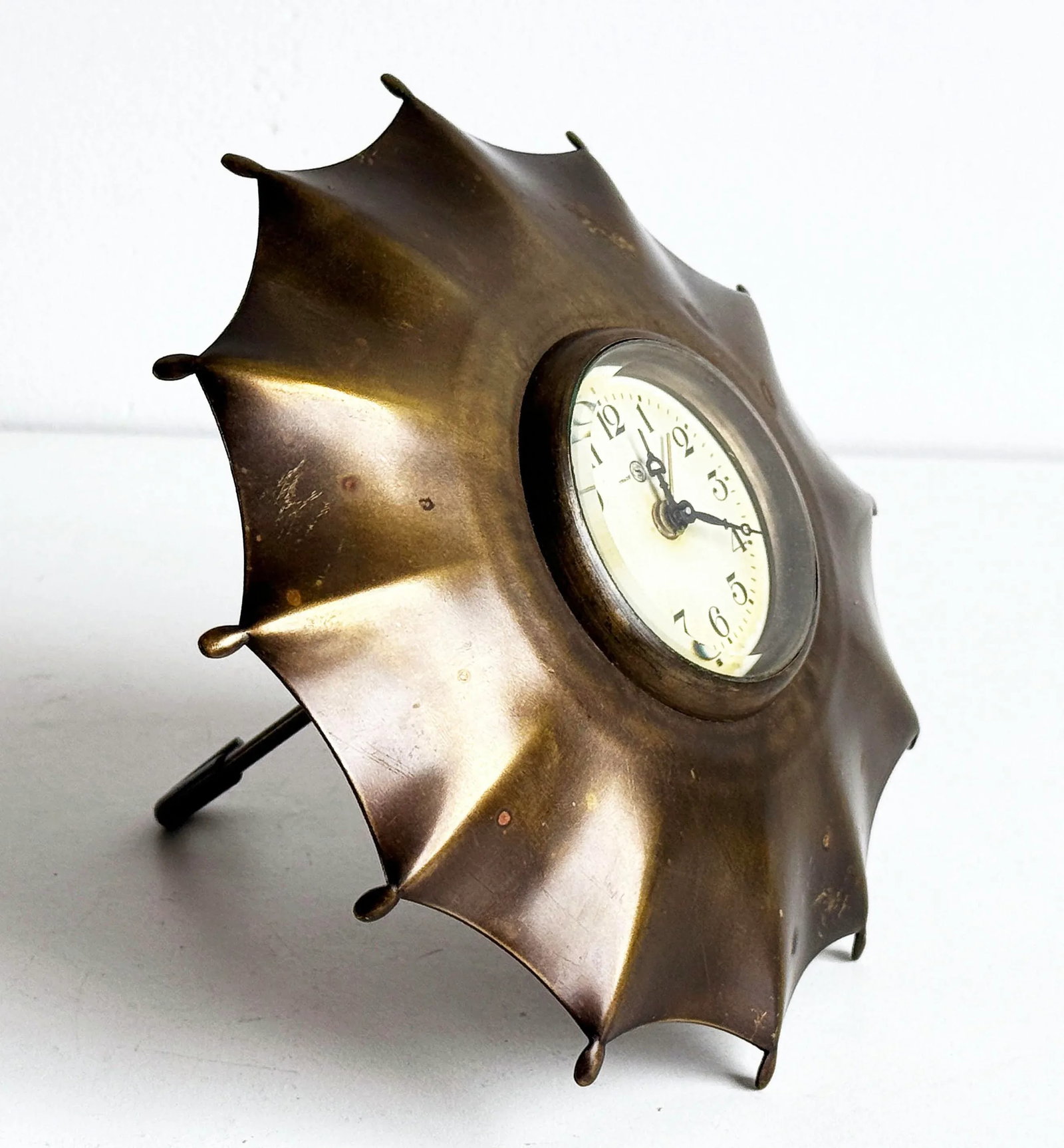 c.1940's Vintage Bronze Figural Umbrella Desk Clock by Seikosha Seiko of Japan - 7