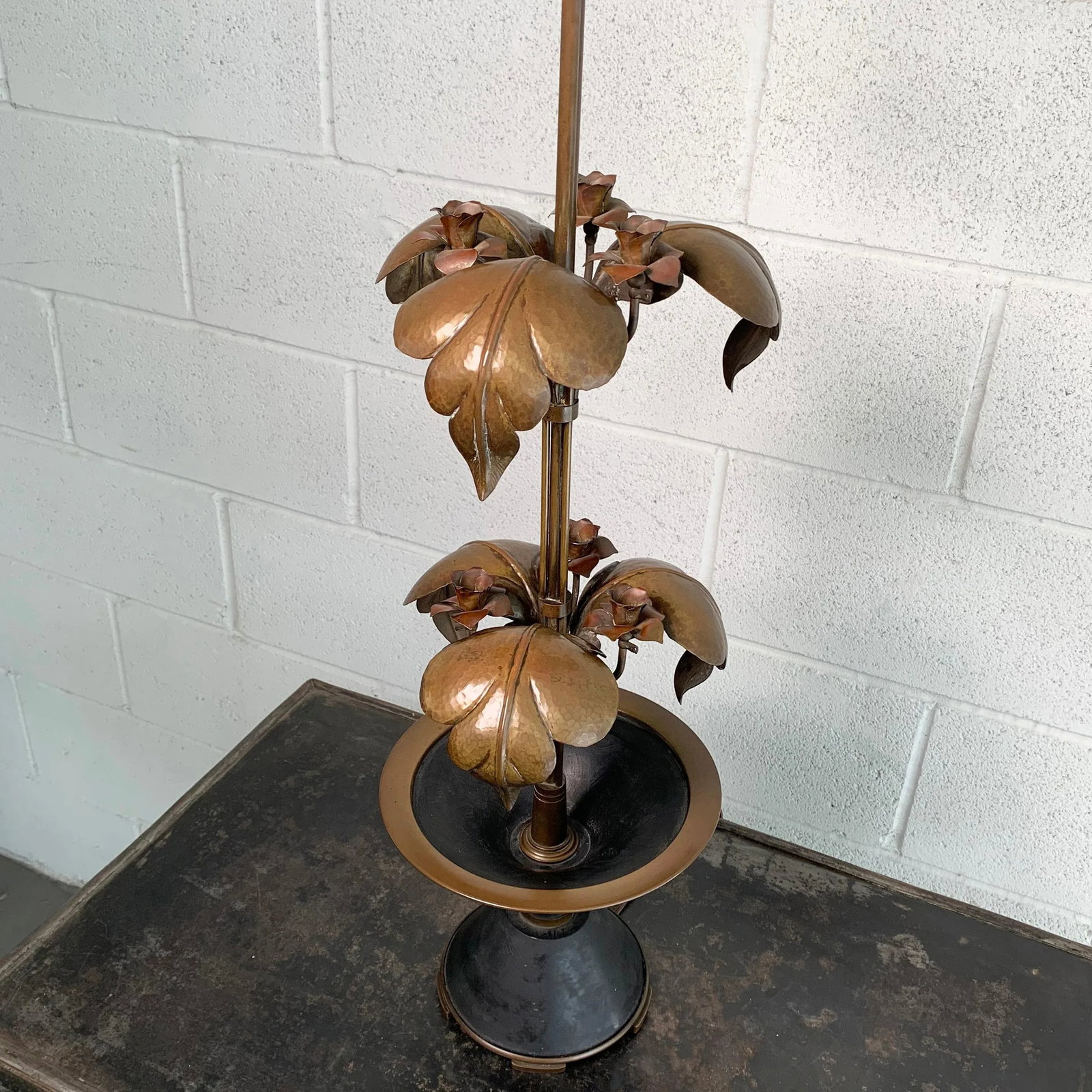 Early 20th Century Arts & Crafts Brass Rose Stem Table Lamp - 4