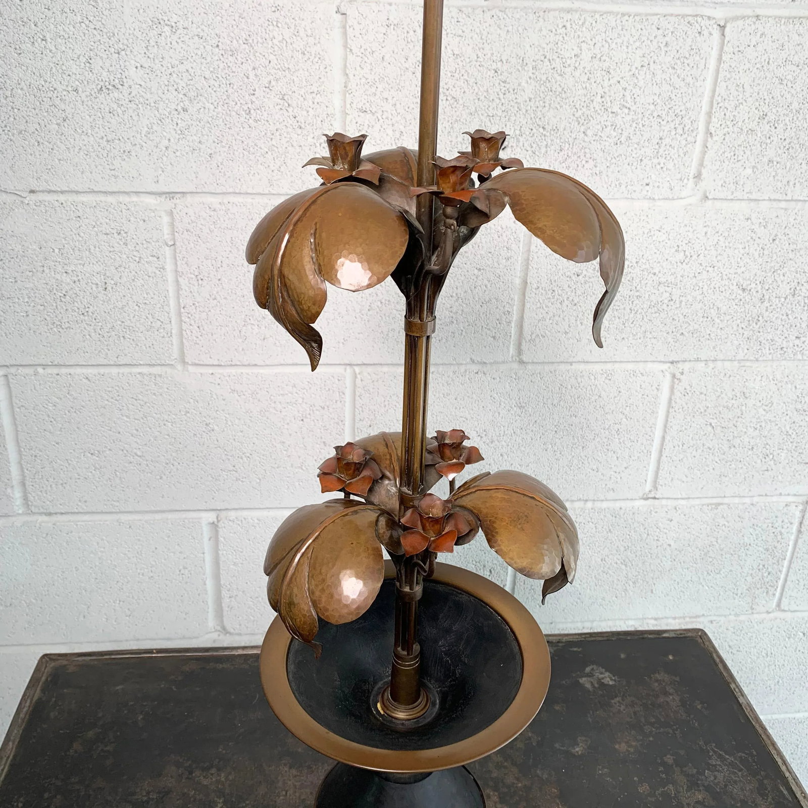 Early 20th Century Arts & Crafts Brass Rose Stem Table Lamp - 5