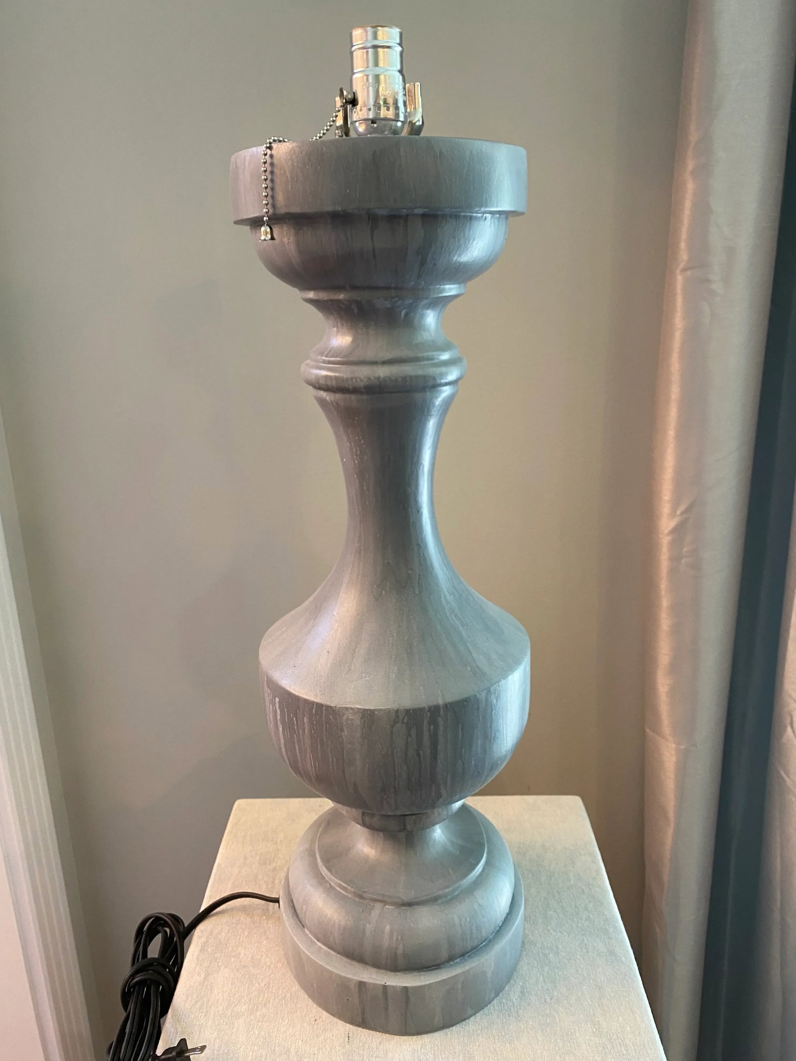 Early 21st Century Restoration Hardware Grey Stone Look Urn Table Lamp - 5