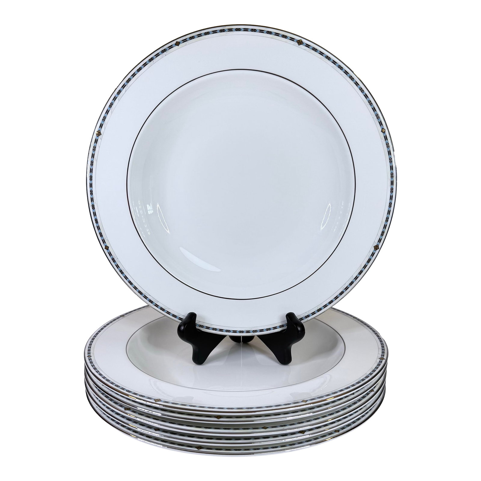 Wedgwood Guinevere Large 11" Individual Pasta Bowls - Set of 6: Wedgwood always delivers, including with these vintage Guinevere individual pasta bowls from the turn of the century. Measuring 11" across, these Y2K bone china beauties feature a white backdrop