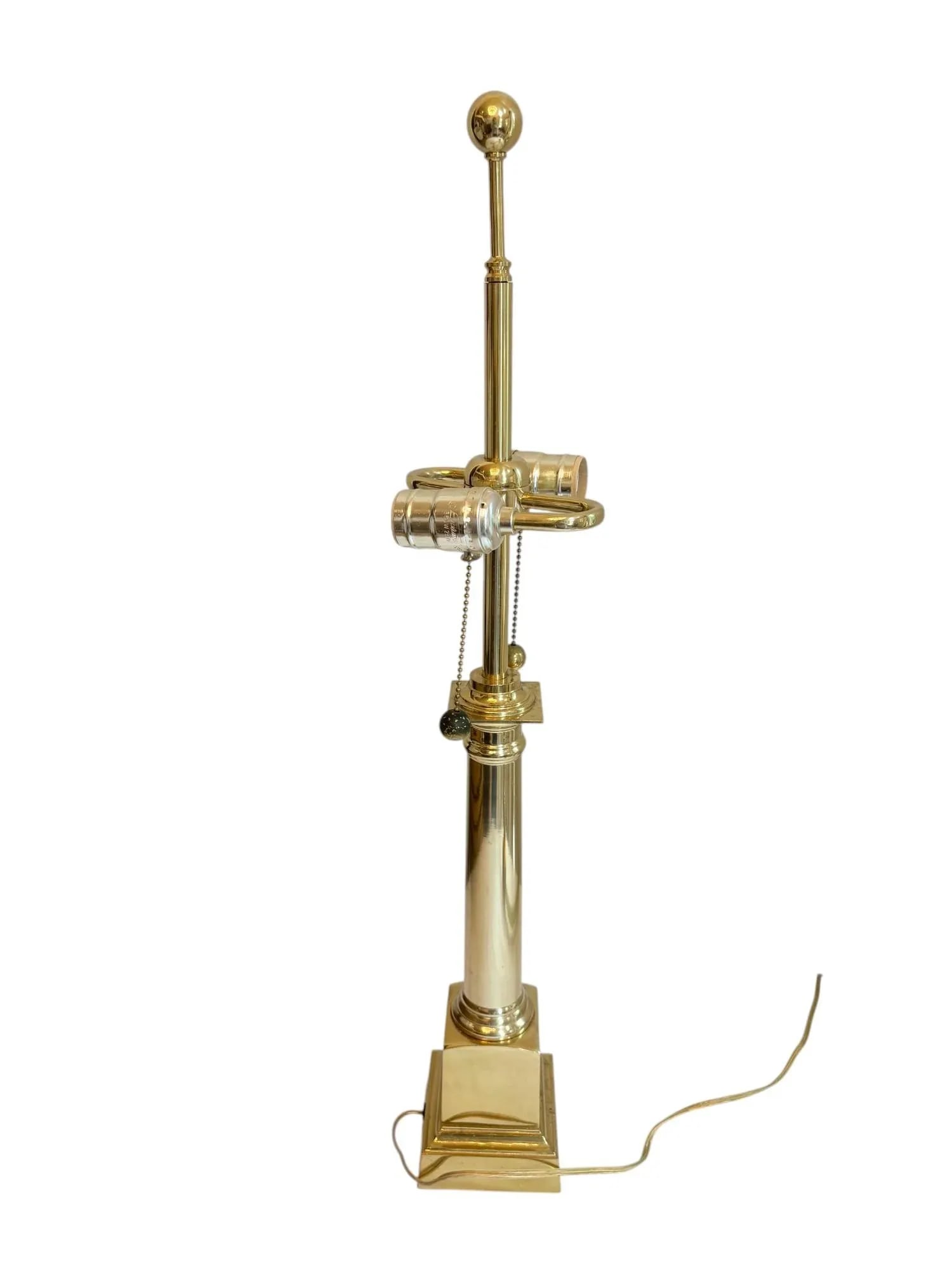 Mid 20th Century National Society of the Sons of the American Revolution Brass Table Lamp - 3