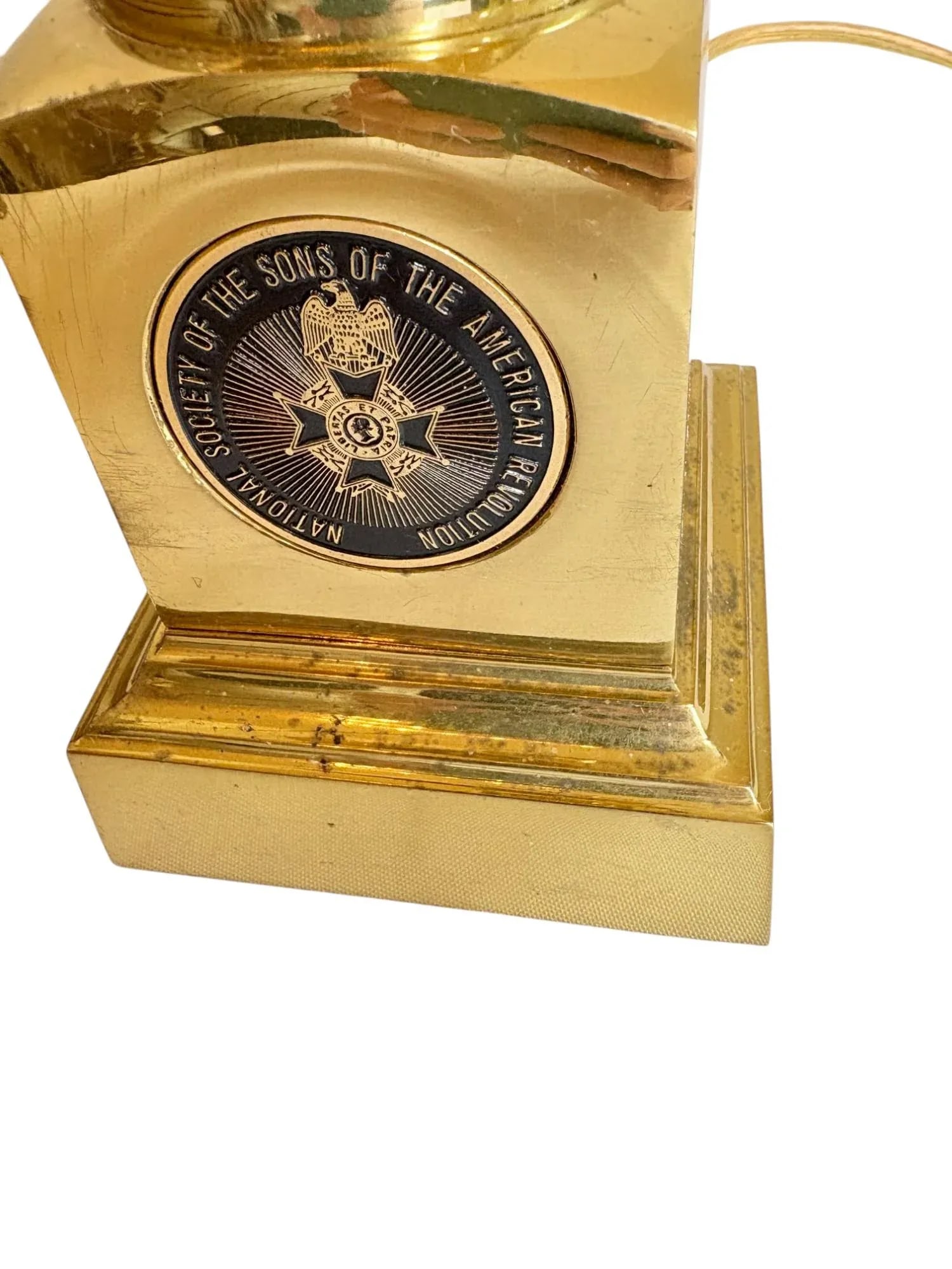Mid 20th Century National Society of the Sons of the American Revolution Brass Table Lamp - 9