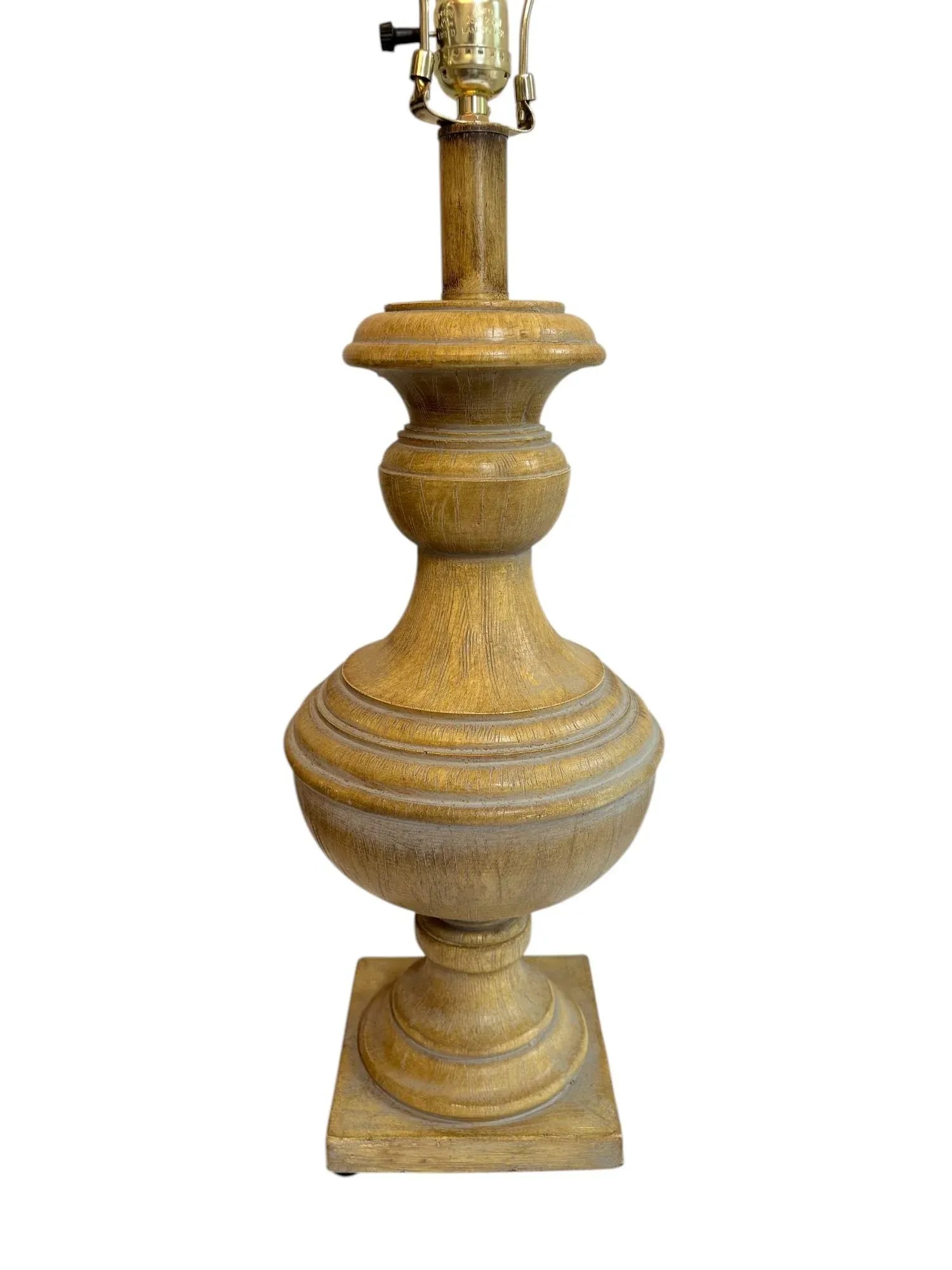 New Medallion Lighting Table Lamp - Showroom Sample - 5