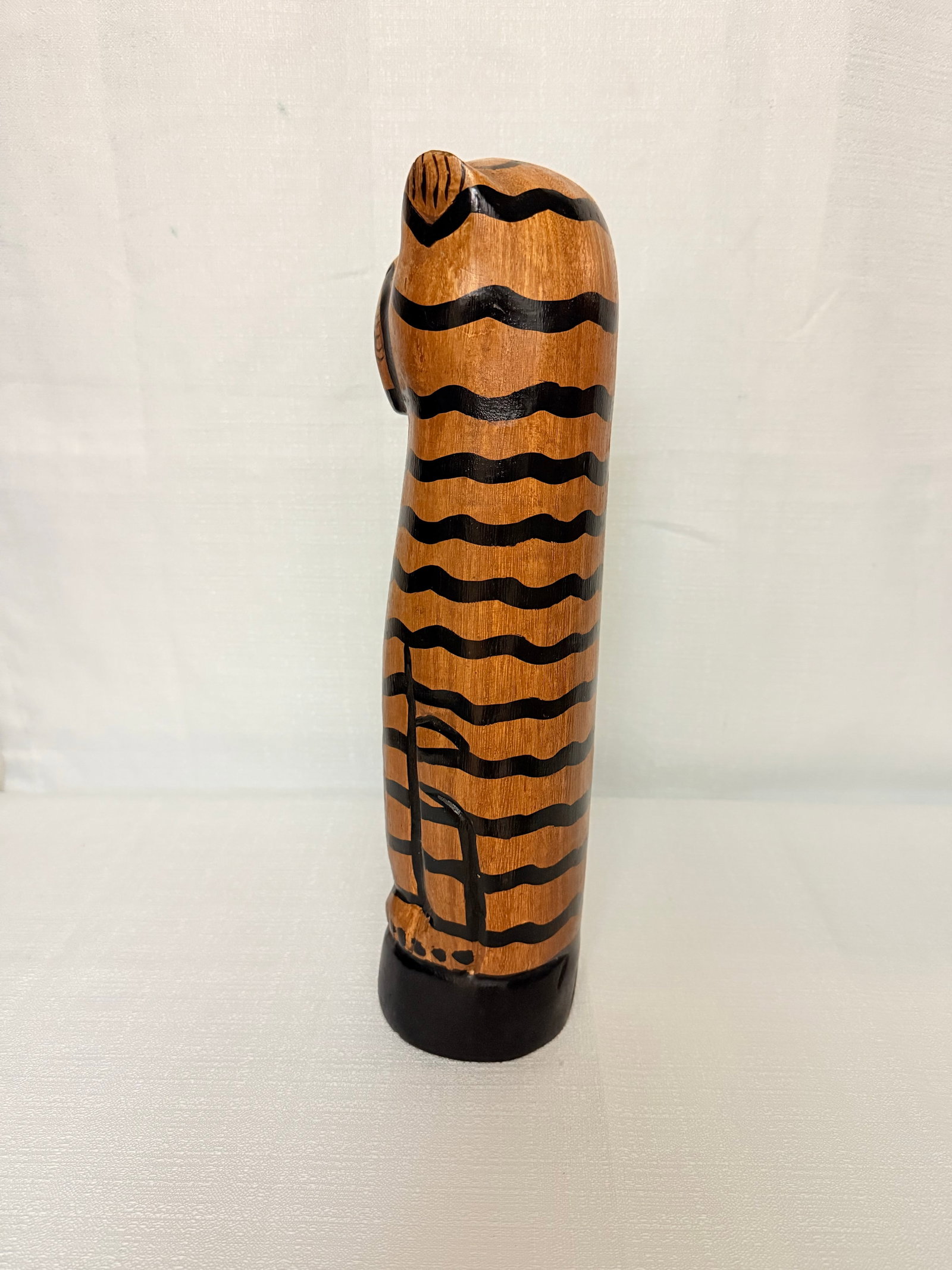 1960s Hand-Carved Folk Art Wooden Tiger Cat by Turtle and Crane - Mid-Century Primitive Whimsy - 7