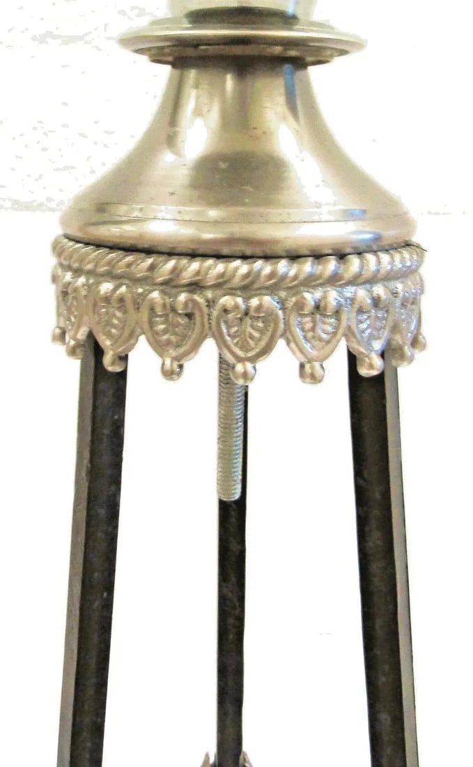 Gorgeous Verdi Gris Circular Neoclassical Italian Gueridons Glass Top Table - 4