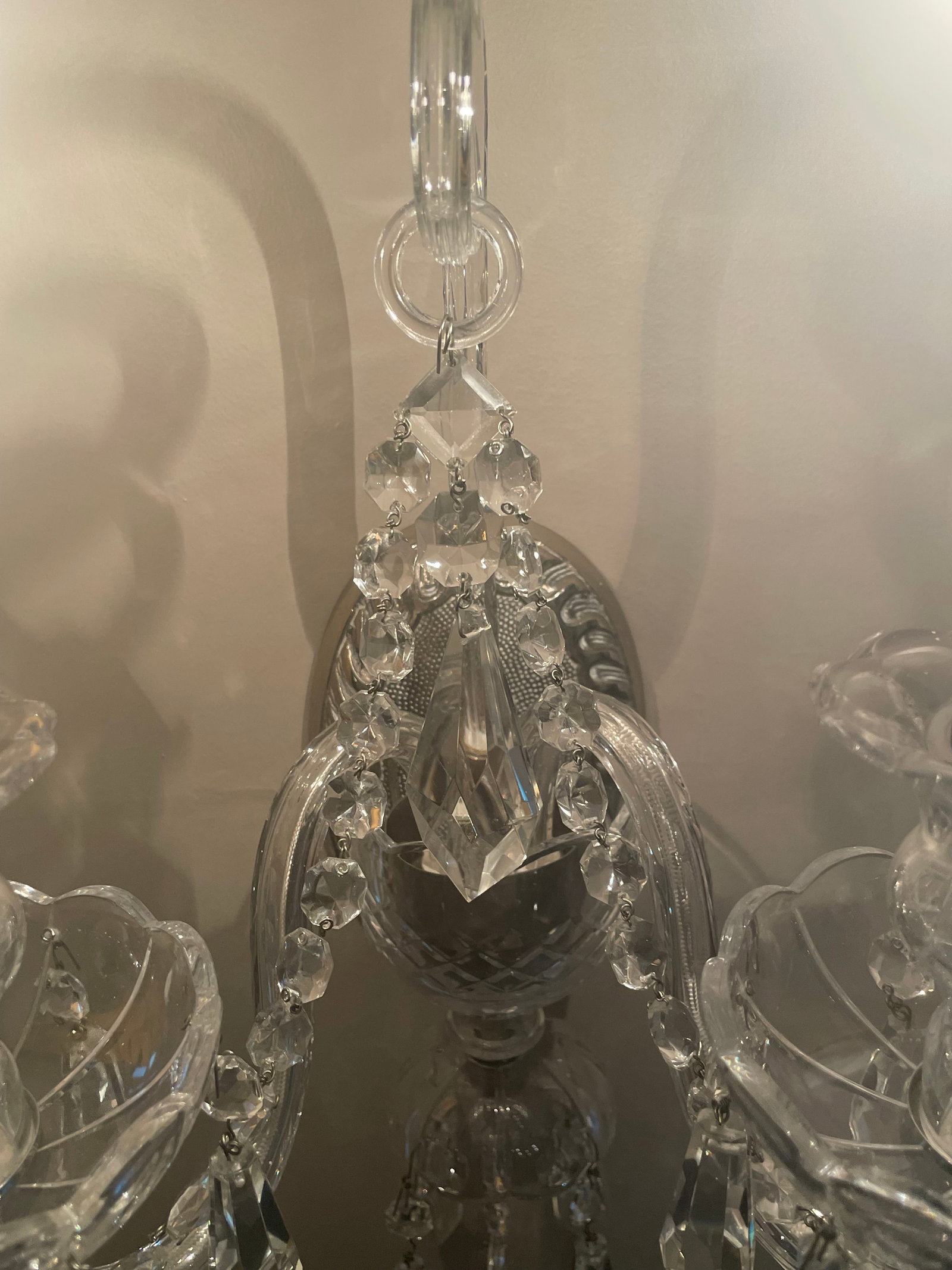 1980s Three Double Light Cut Crystals Sconces - 7