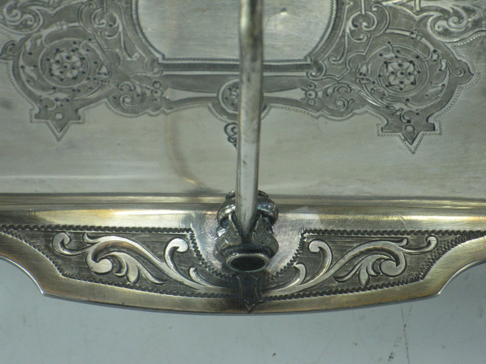Silver-Plated Cake Basket With Soldiers & Hunt Motifs Wilcox Silverplate Co., Late 19th Century - 14