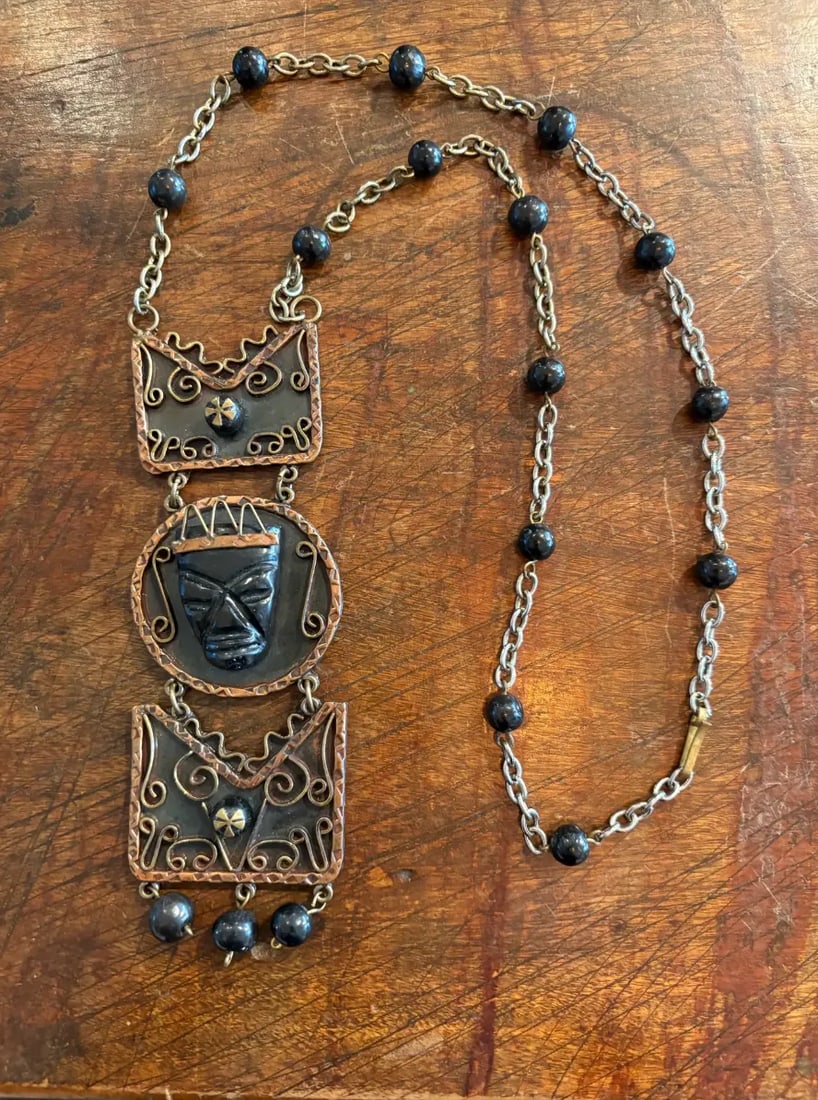 Vintage Aztec Carved Black Onyx, Brass, and Copper Necklace - 3
