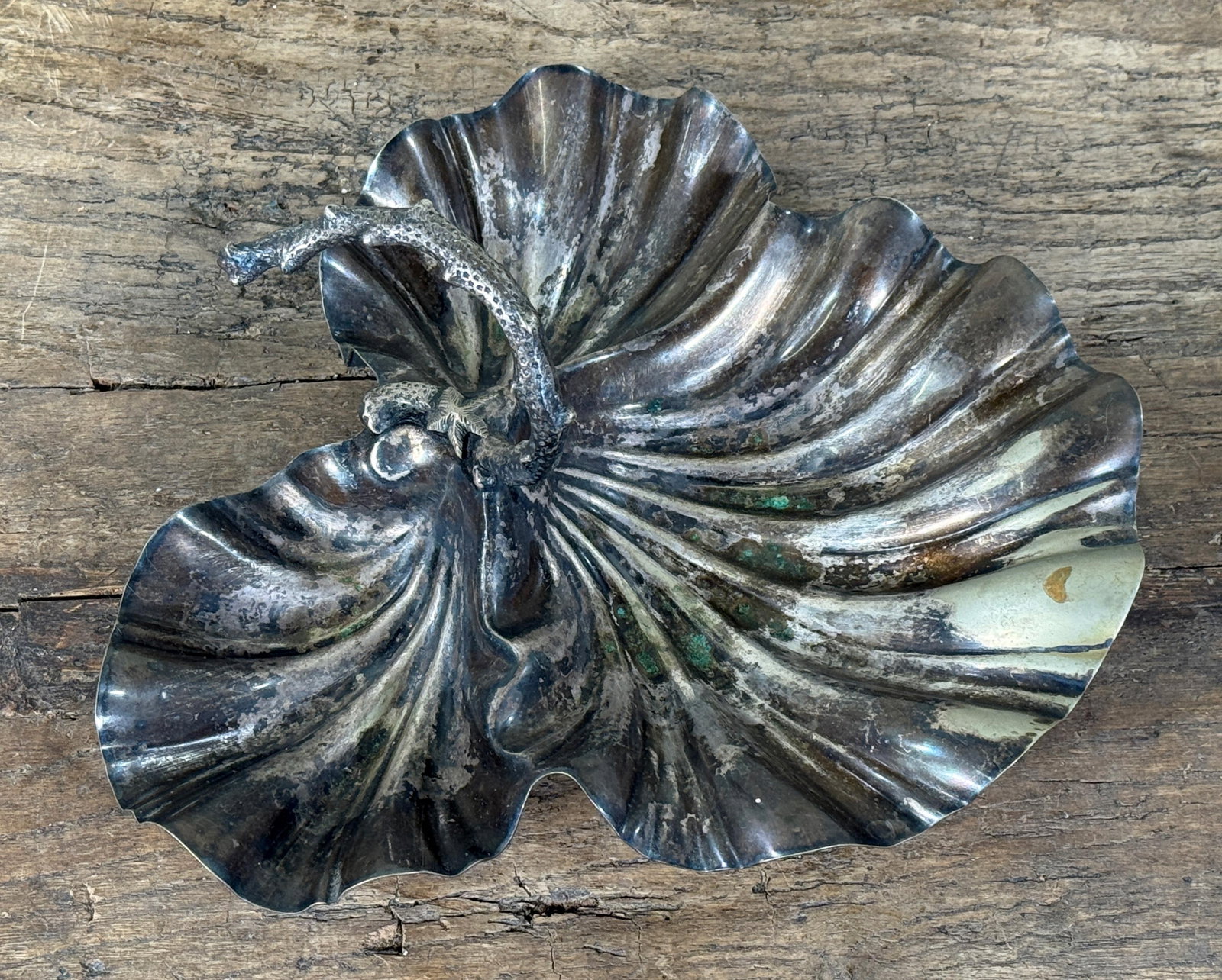 Antique Coastal Silverplate Shell Platter With Sculptural Nautical Coral Handle - 4