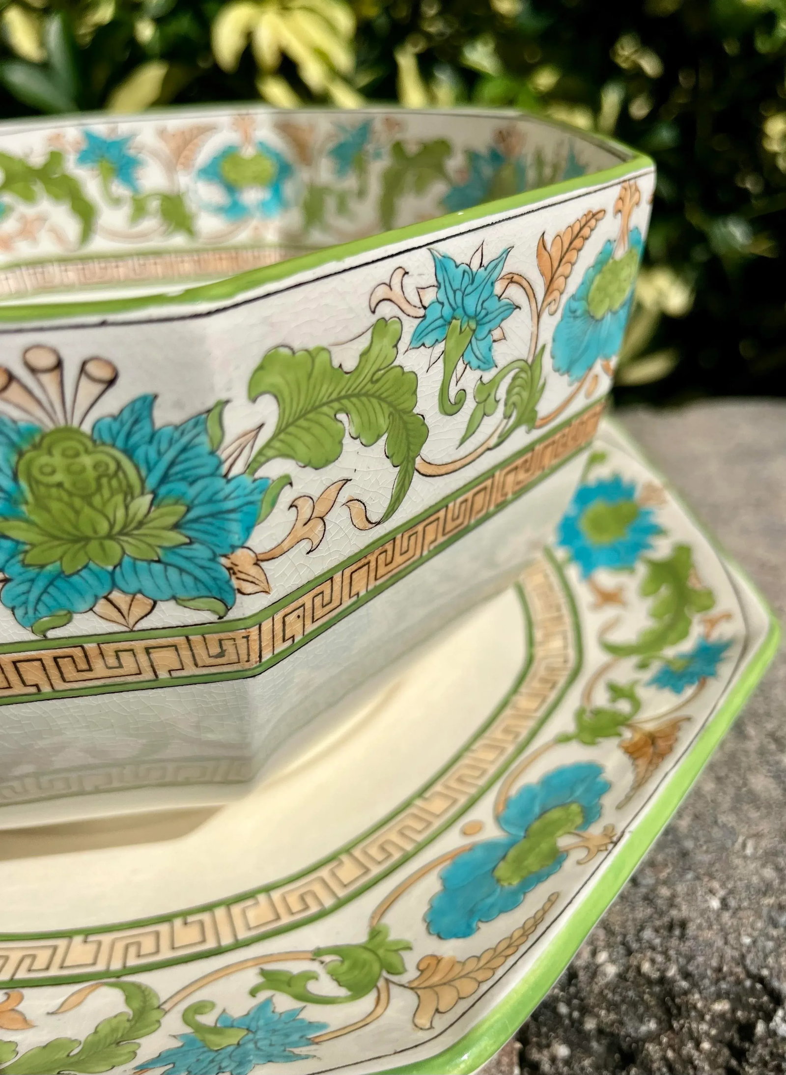 Antique Wedgwood Formosa Serving Bowl & Plate Set - 4