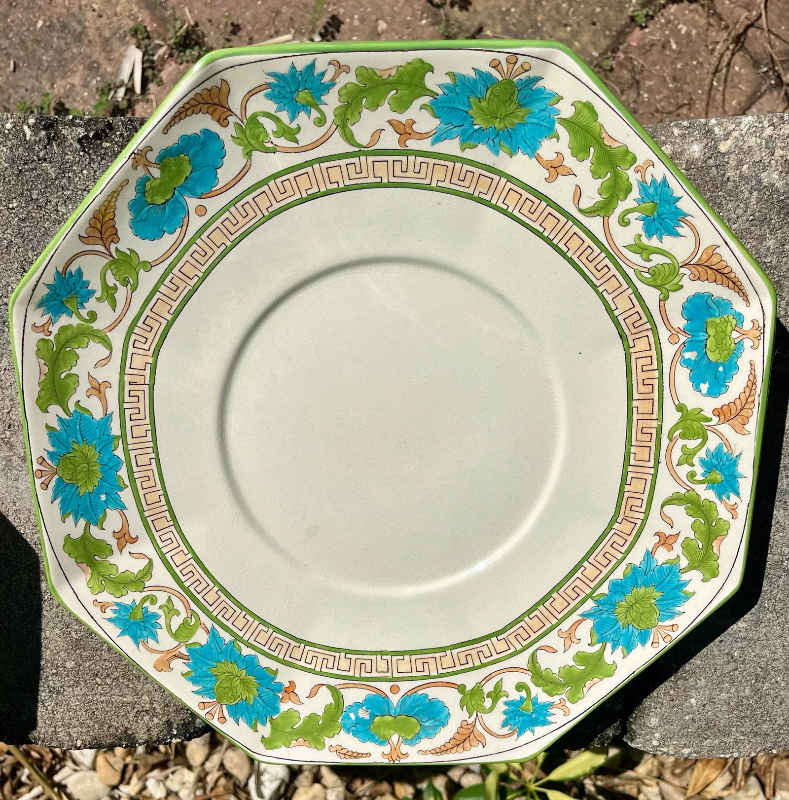 Antique Wedgwood Formosa Serving Bowl & Plate Set - 6
