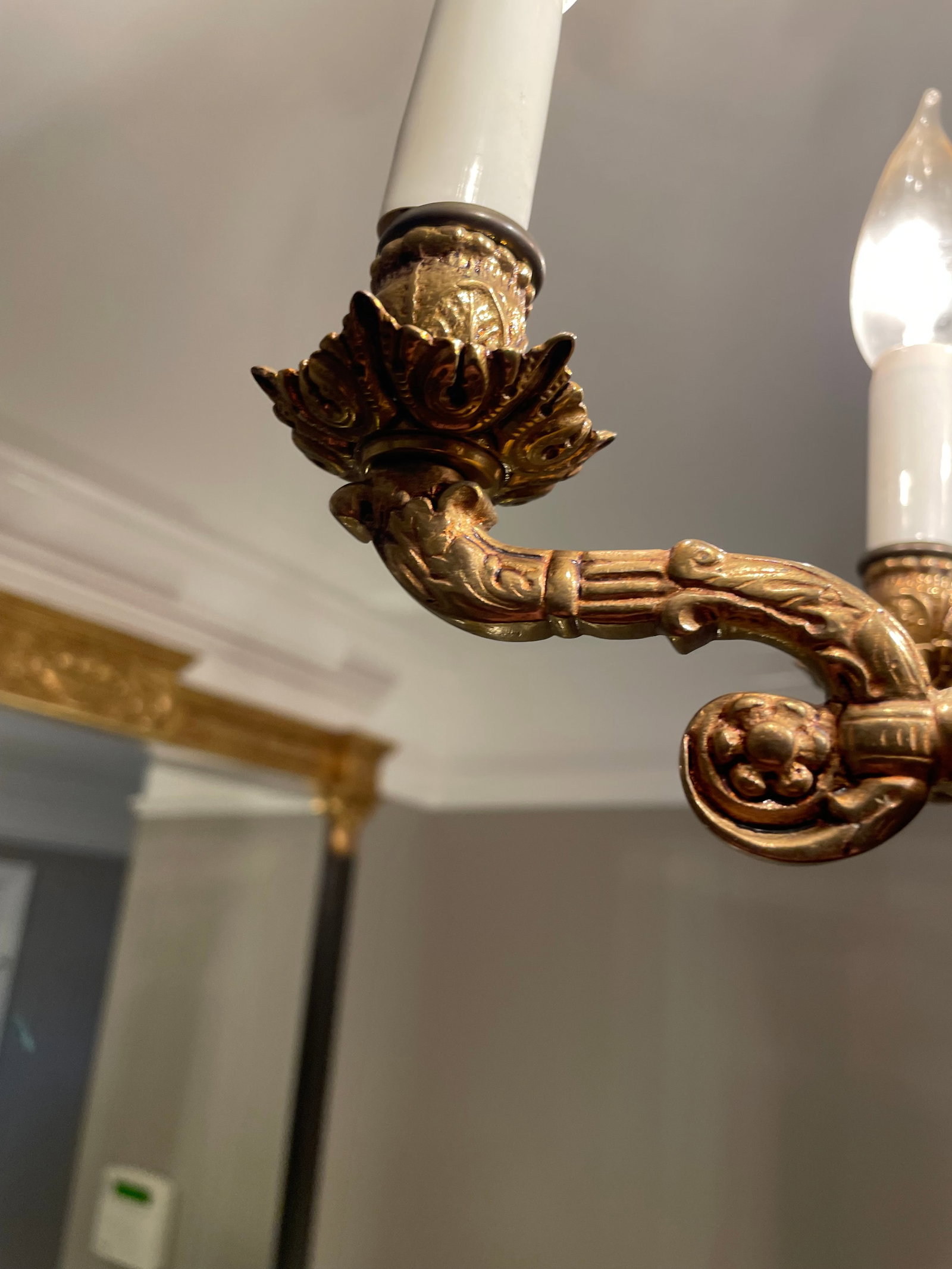 1970s 5 Light Brass Chandelier - 7