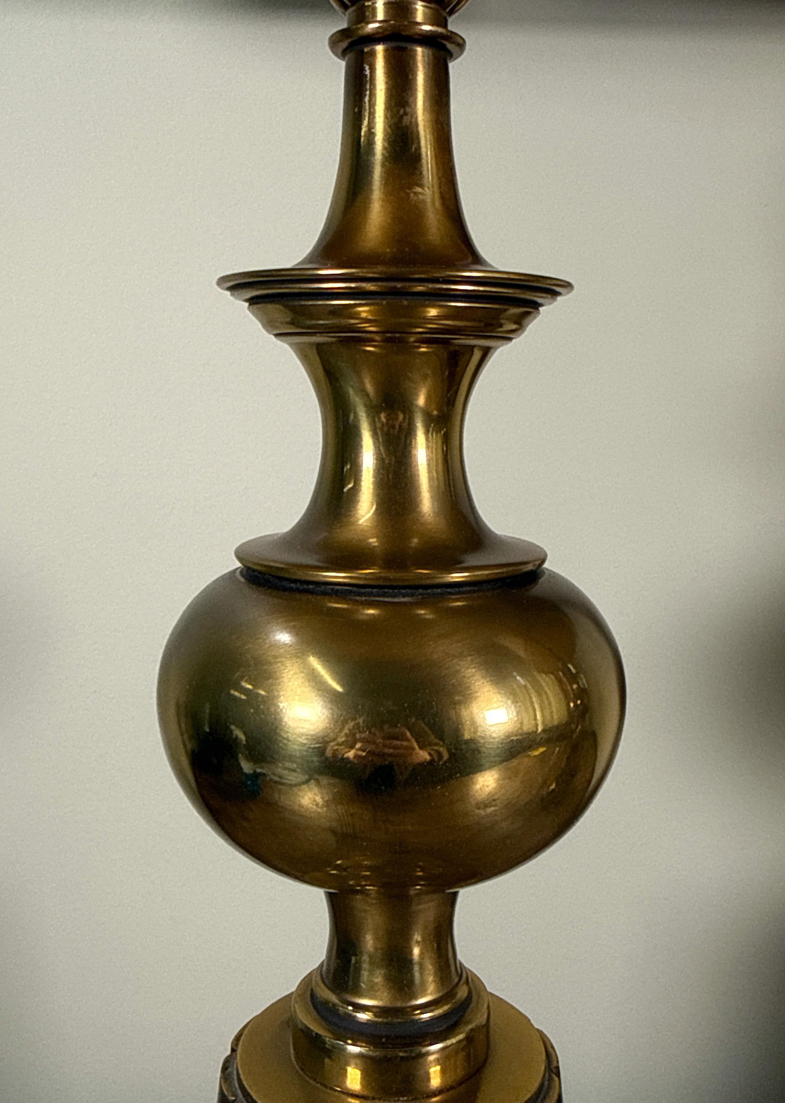 Stiffel Style Hollywood Regency Brass Table Lamps With Greek Key Shades - A Pair - 6