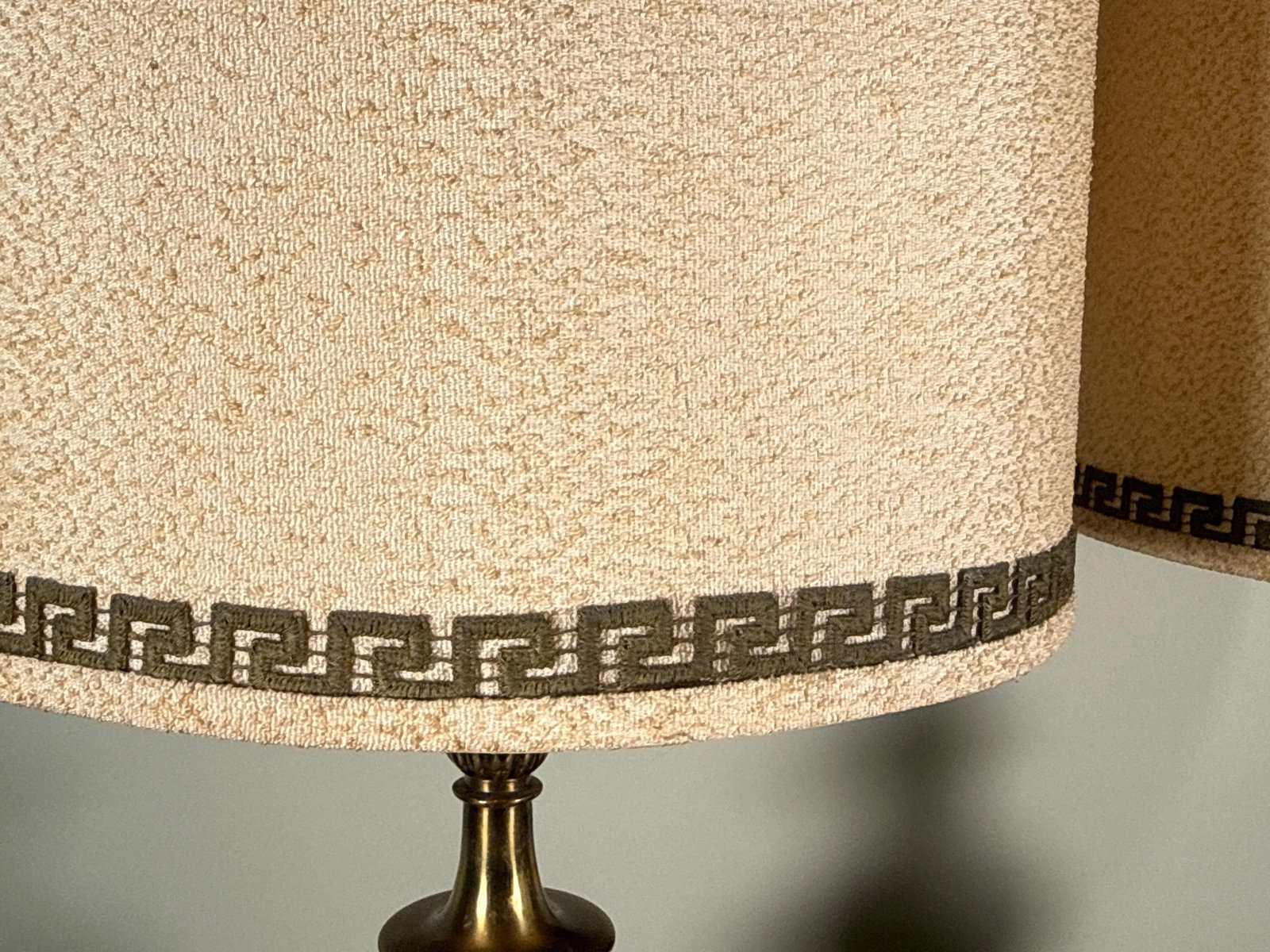 Stiffel Style Hollywood Regency Brass Table Lamps With Greek Key Shades - A Pair - 8