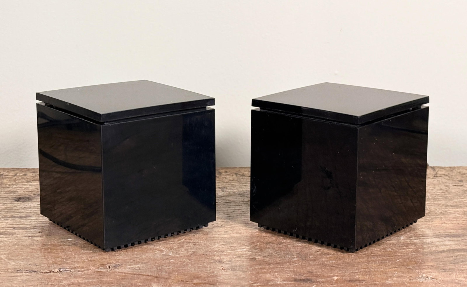 c.1970's Italian Mid Century Modern Cini & Nils Cuboluce Black Acrylic Table Lamps - A Pair - 3