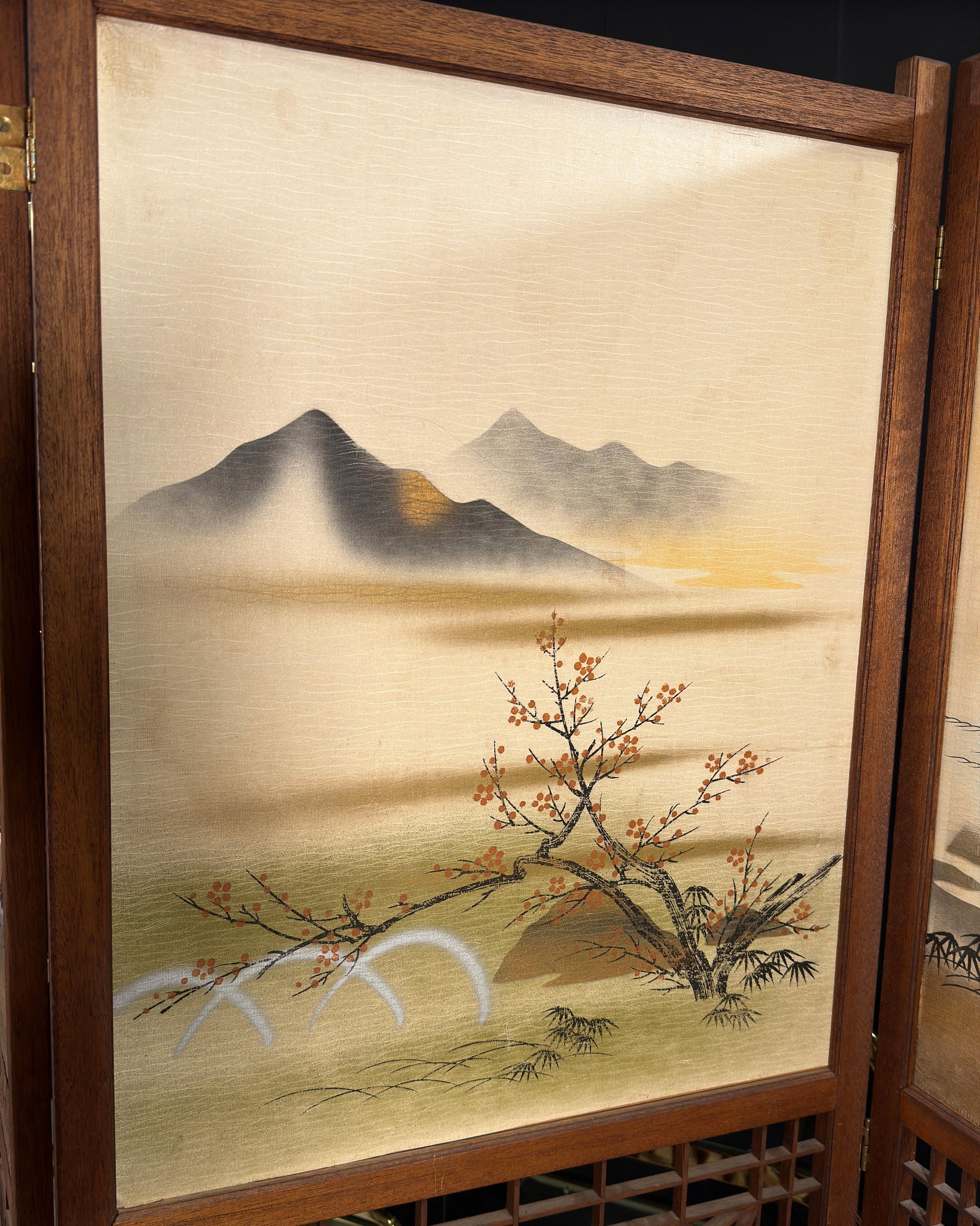 Japanese Four-Panel Teak Room Divider Screen With Silk Landscape Panels and Asanoha Fretwork - 5