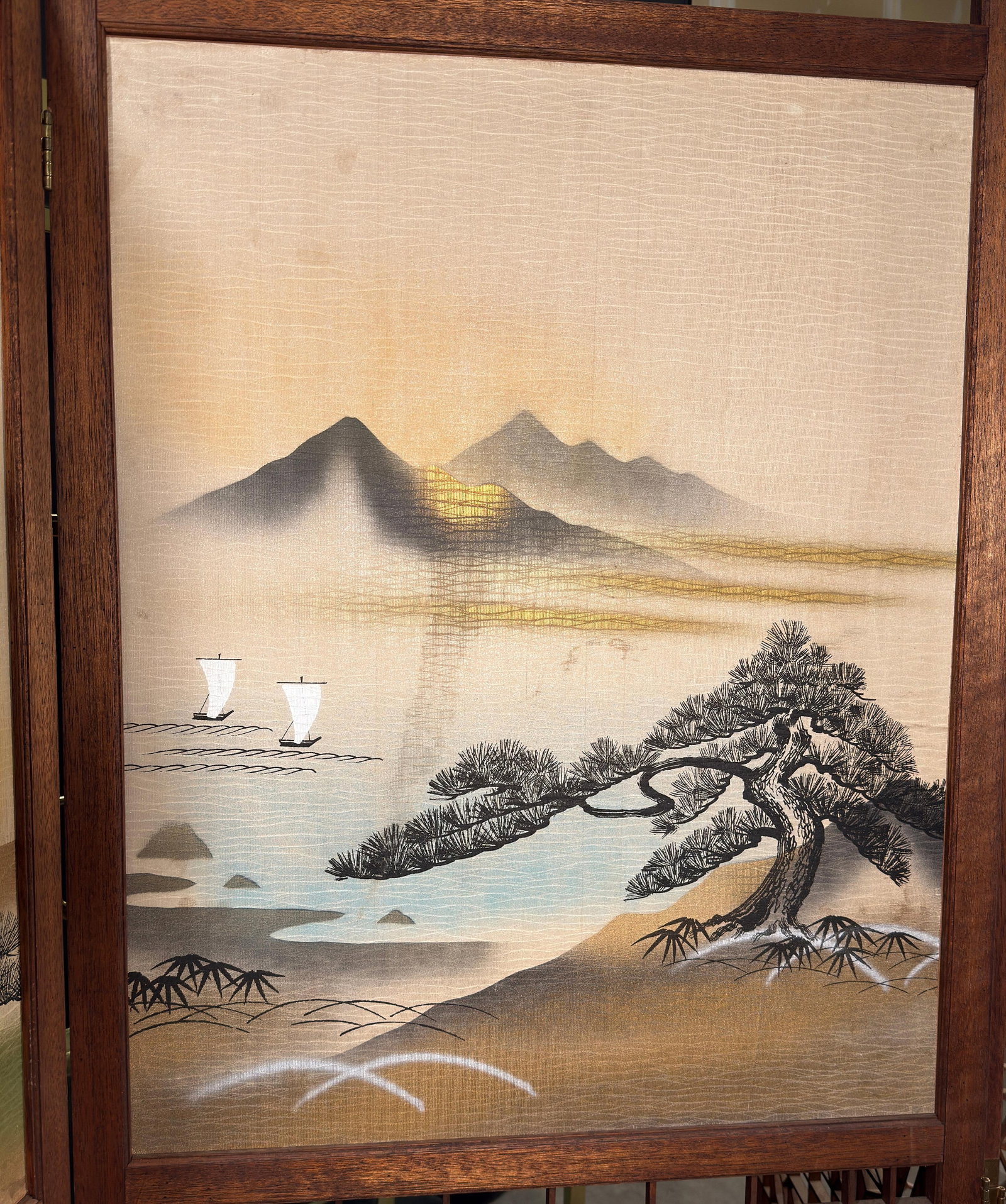 Japanese Four-Panel Teak Room Divider Screen With Silk Landscape Panels and Asanoha Fretwork - 7