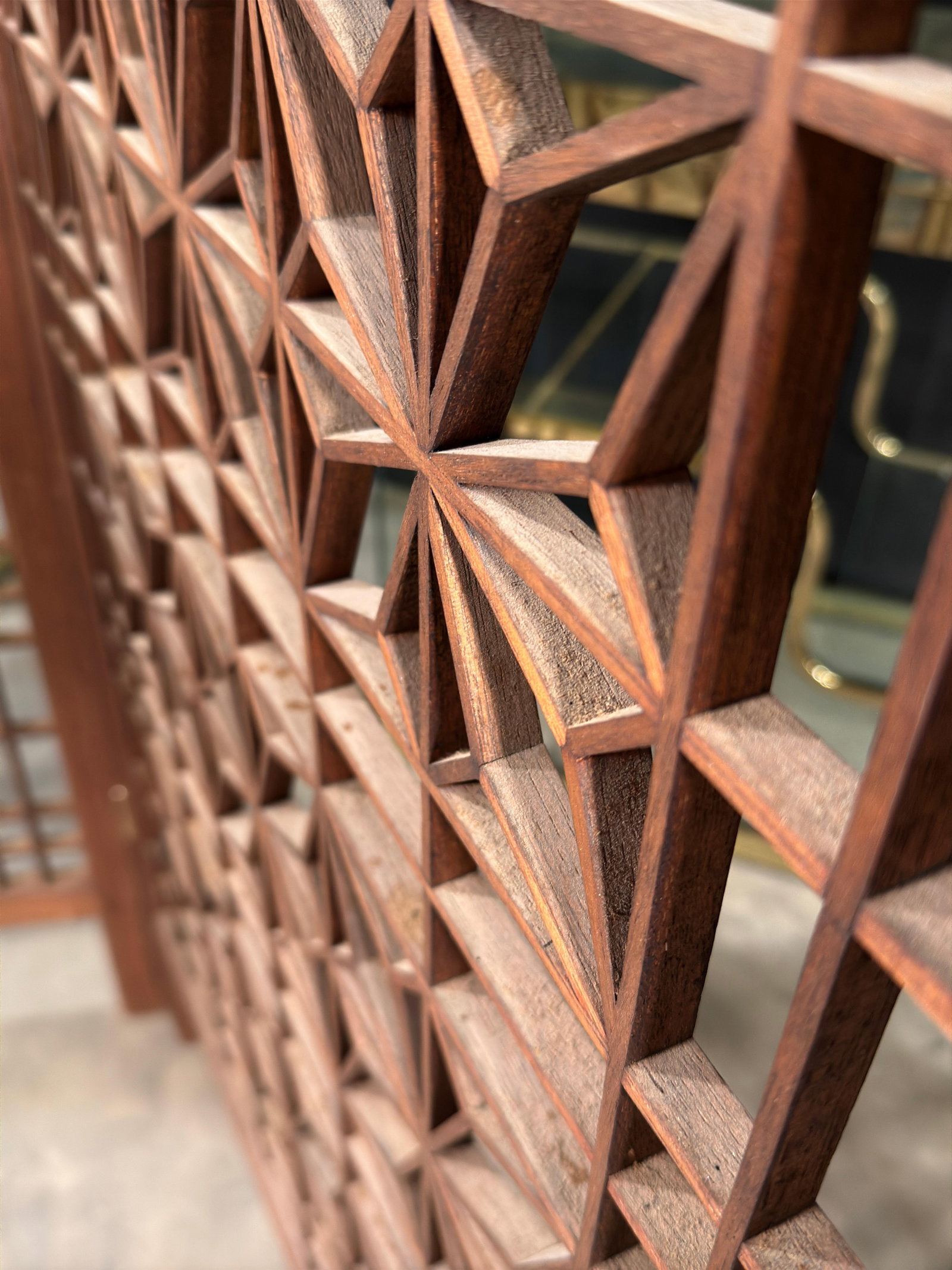 Japanese Four-Panel Teak Room Divider Screen With Silk Landscape Panels and Asanoha Fretwork - 8