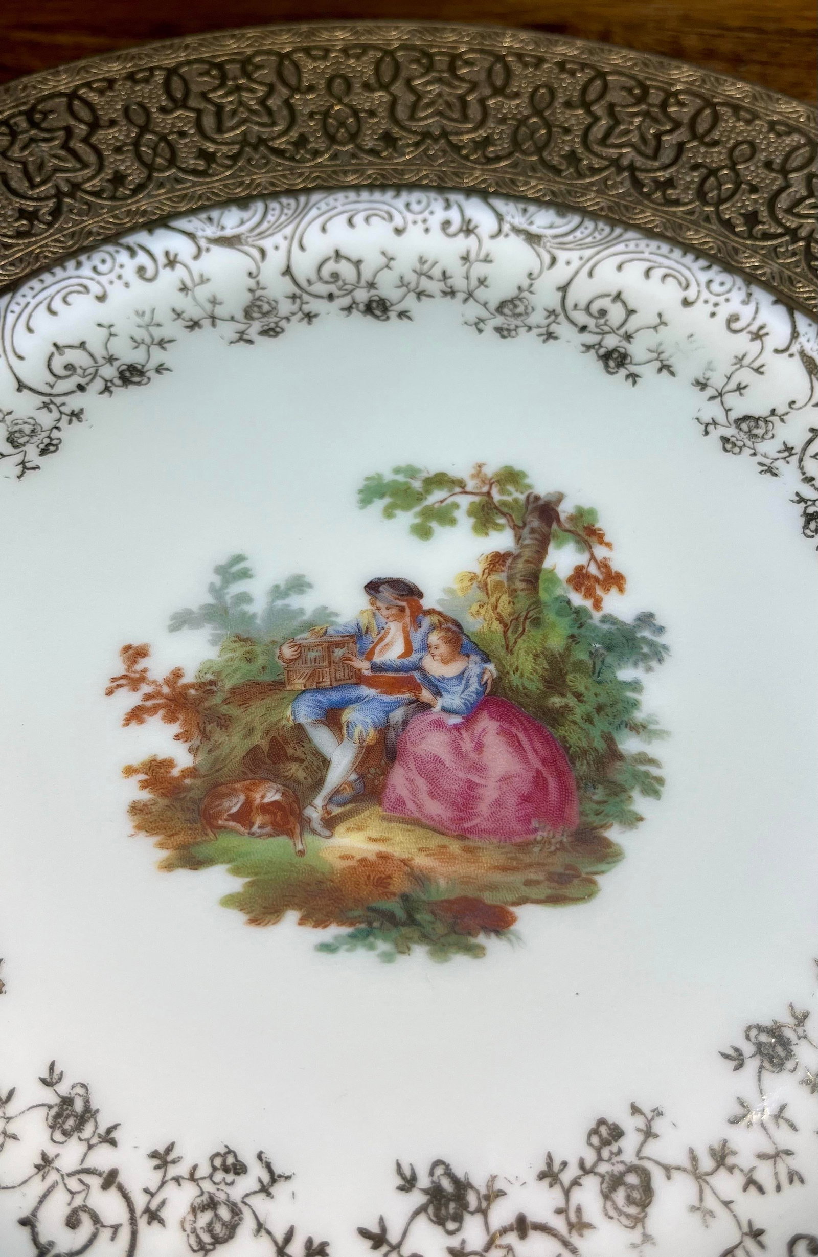 Mid 20th Century Royal Crown China 22k Gold Leaf Porcelain Plates - Set of 4 - 7