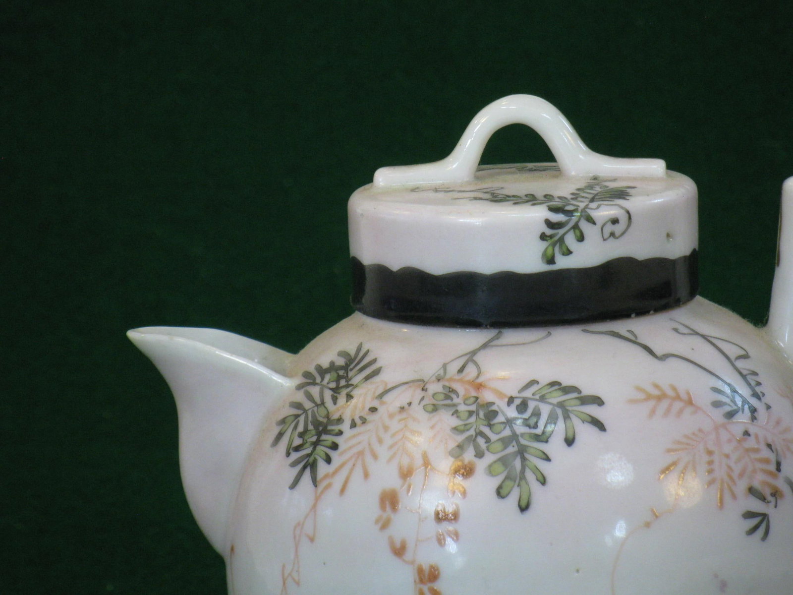 Mid 19th Century Satsuma Teapot Hand-Painted Vines & Blossoms Square Handle Japanese Meiji Period Si - 5