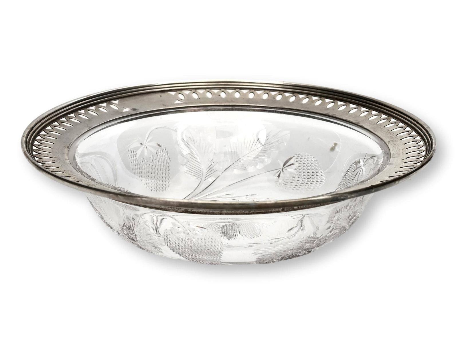 Early 20th Century Set of Six American Crystal Dessert Bowls With Sterling Silver Rims - 2
