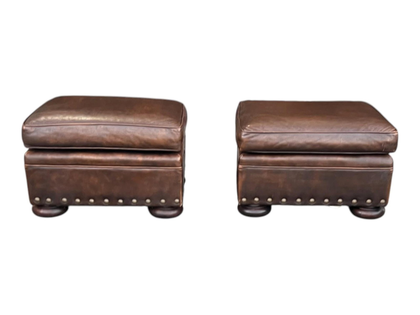 1960s Classic Pair of Brown Leather Ottomans With Brass Nailhead Trim - 2