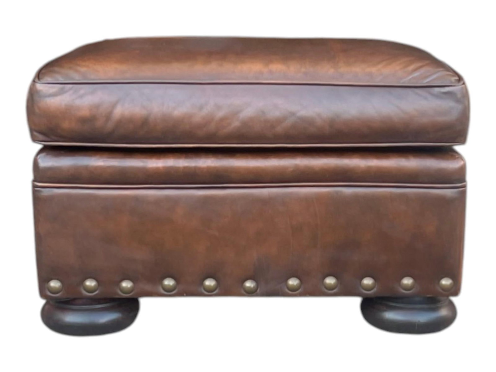 1960s Classic Pair of Brown Leather Ottomans With Brass Nailhead Trim - 3