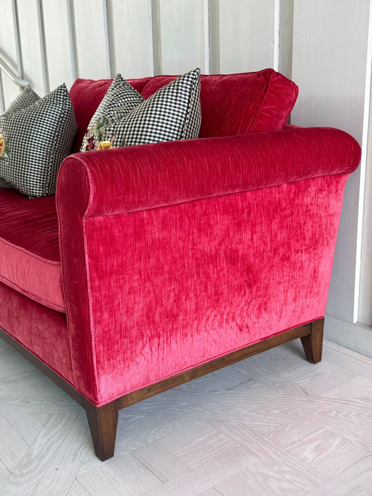 Kristin Drohan Collection Red Velvet Love Seat With Embroidered Down-Filled Throw Pillows - 3