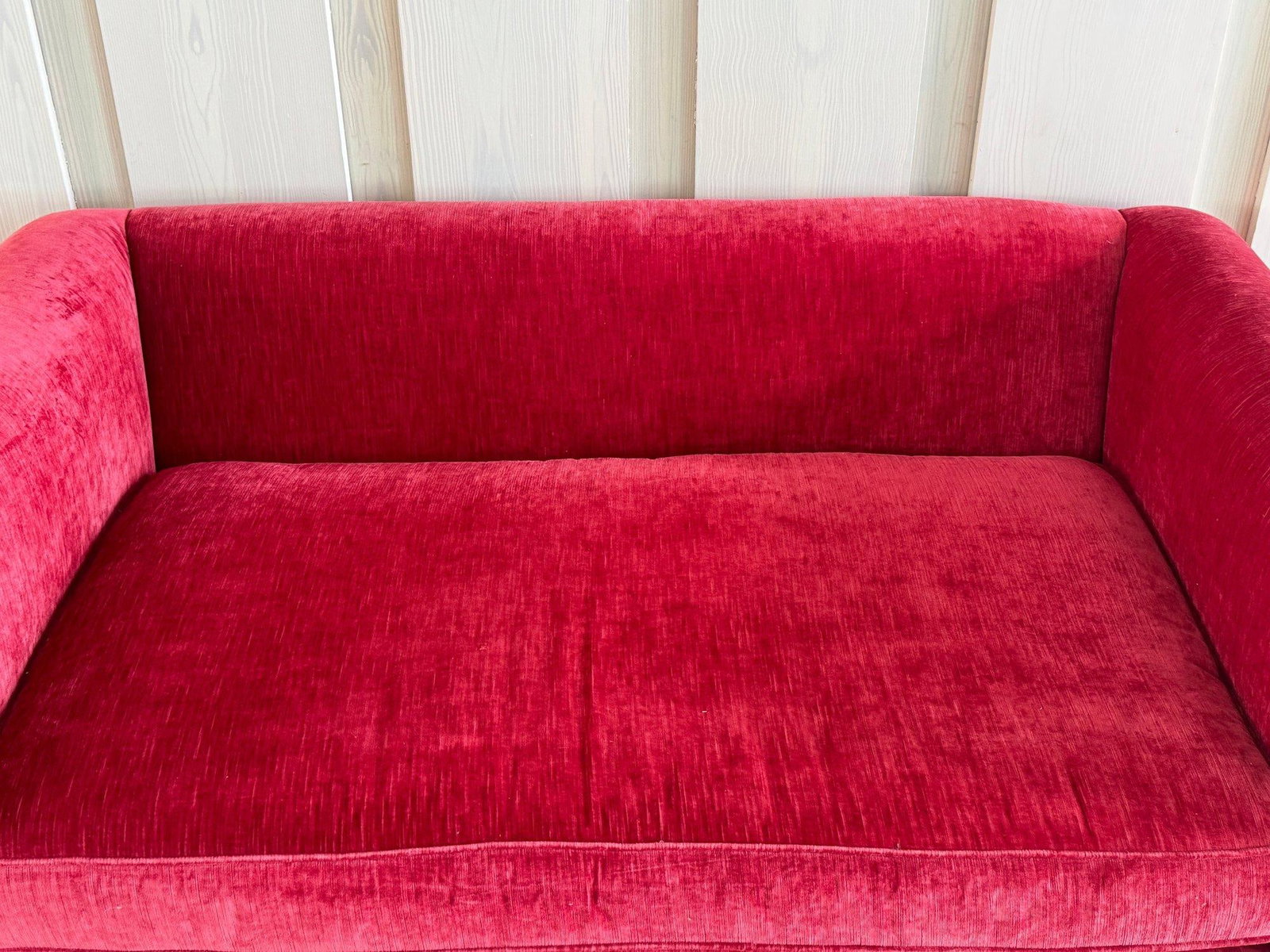 Kristin Drohan Collection Red Velvet Love Seat With Embroidered Down-Filled Throw Pillows - 8
