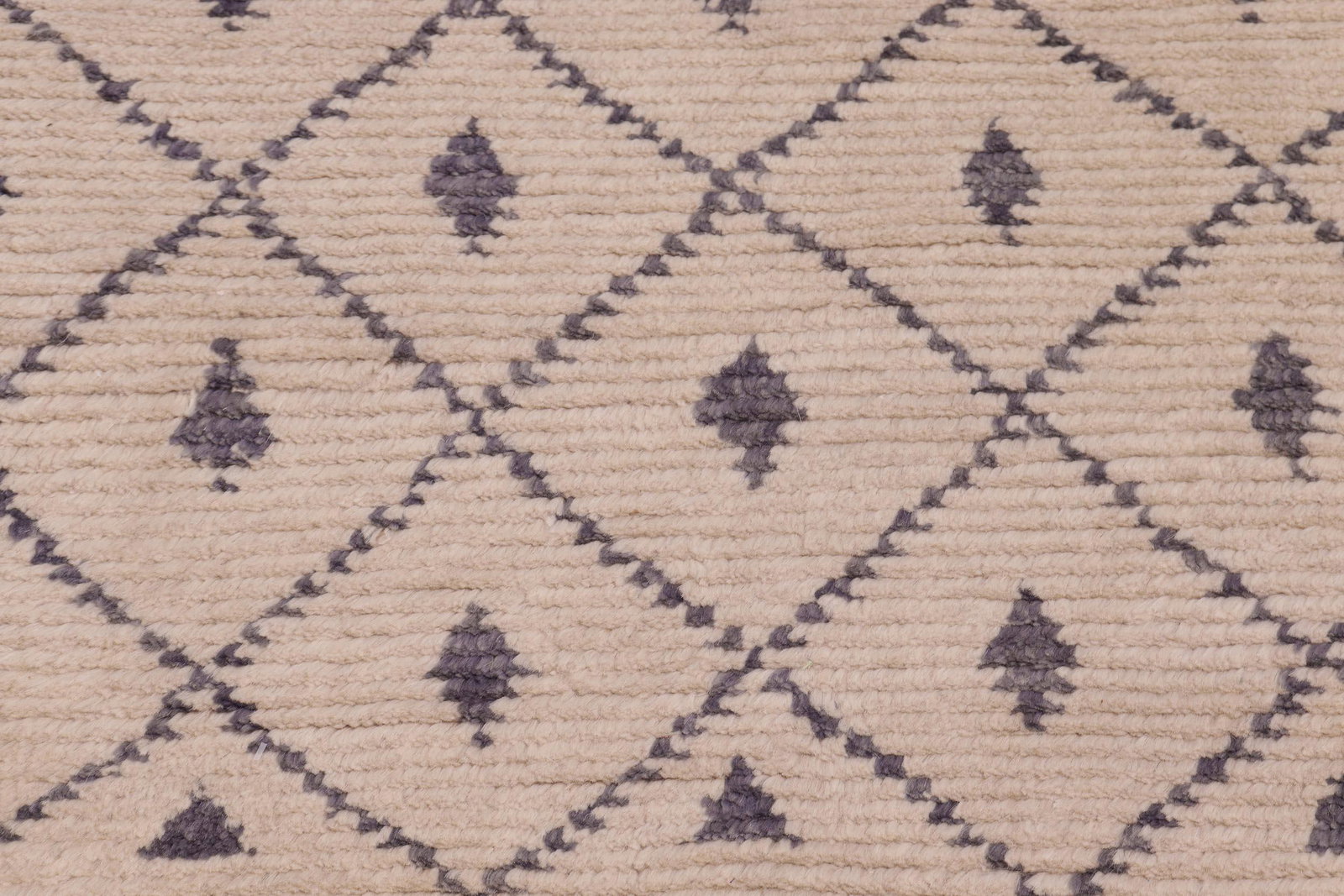 Boho Chic Beige/Gray High Low Wool Rug - 7'11'' X 10'3'' - 3