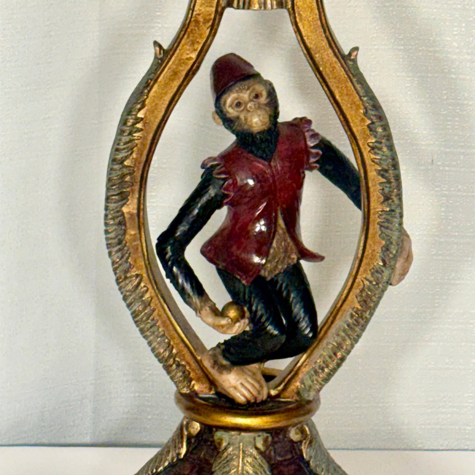 Vintage Hollywood Regency Singerie Bell Hop Monkey Table Lamp - 8