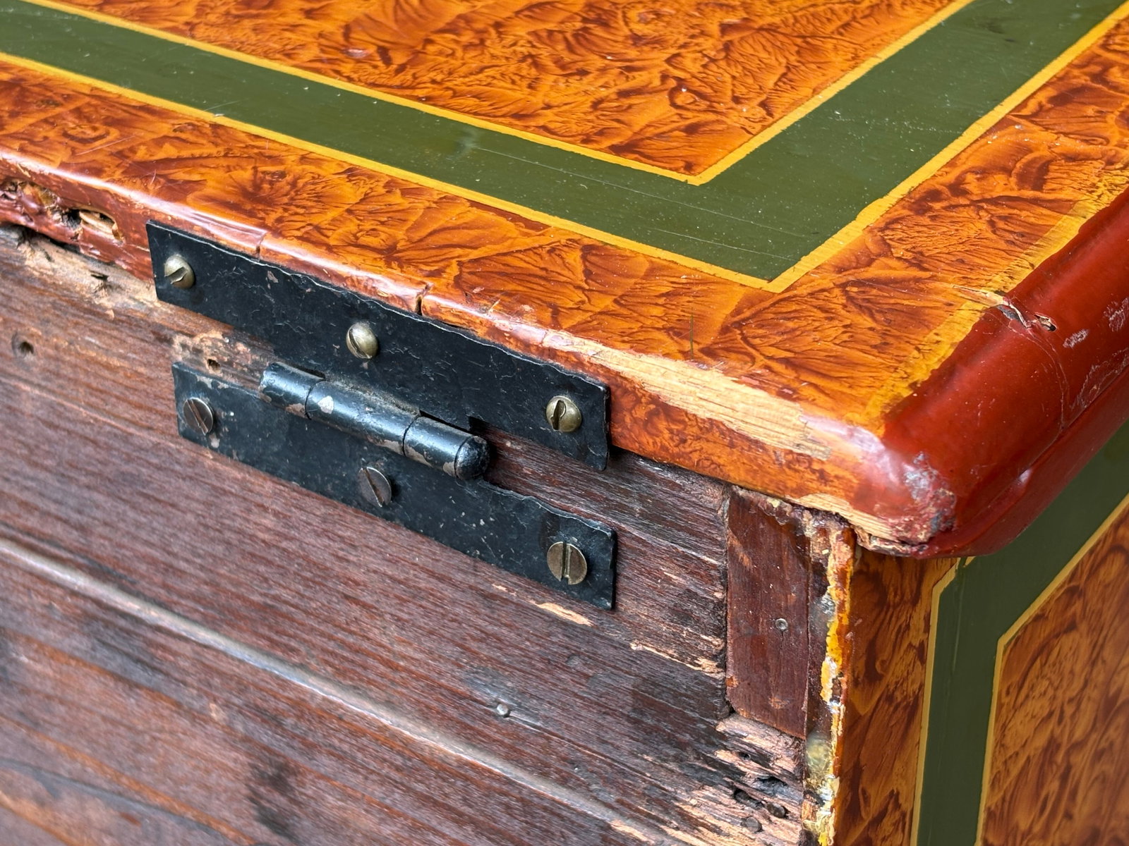 19th C. American Artisan Painted Mule Chest of Drawers - 9