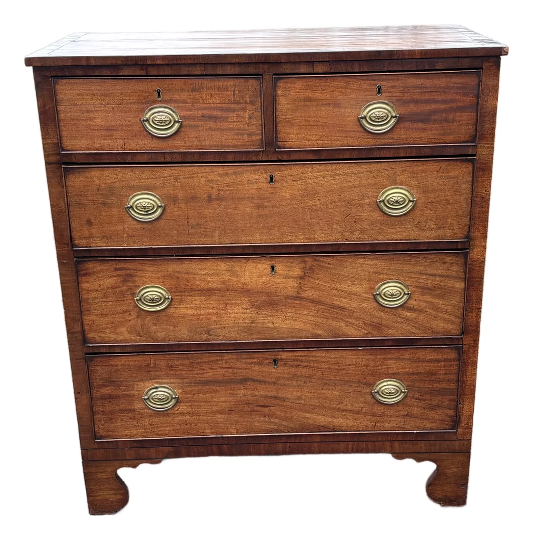 Mid 19th C. English "Two Over Three" Chest of Drawers - Highly Detailed, Original Brasses: English market cabinetry at its best! Lovely and highly detailed Early / Mid 19th Century. "two over three" chest of drawers. Wonderful medium brown tones with much variation and grain. Lovely inlay