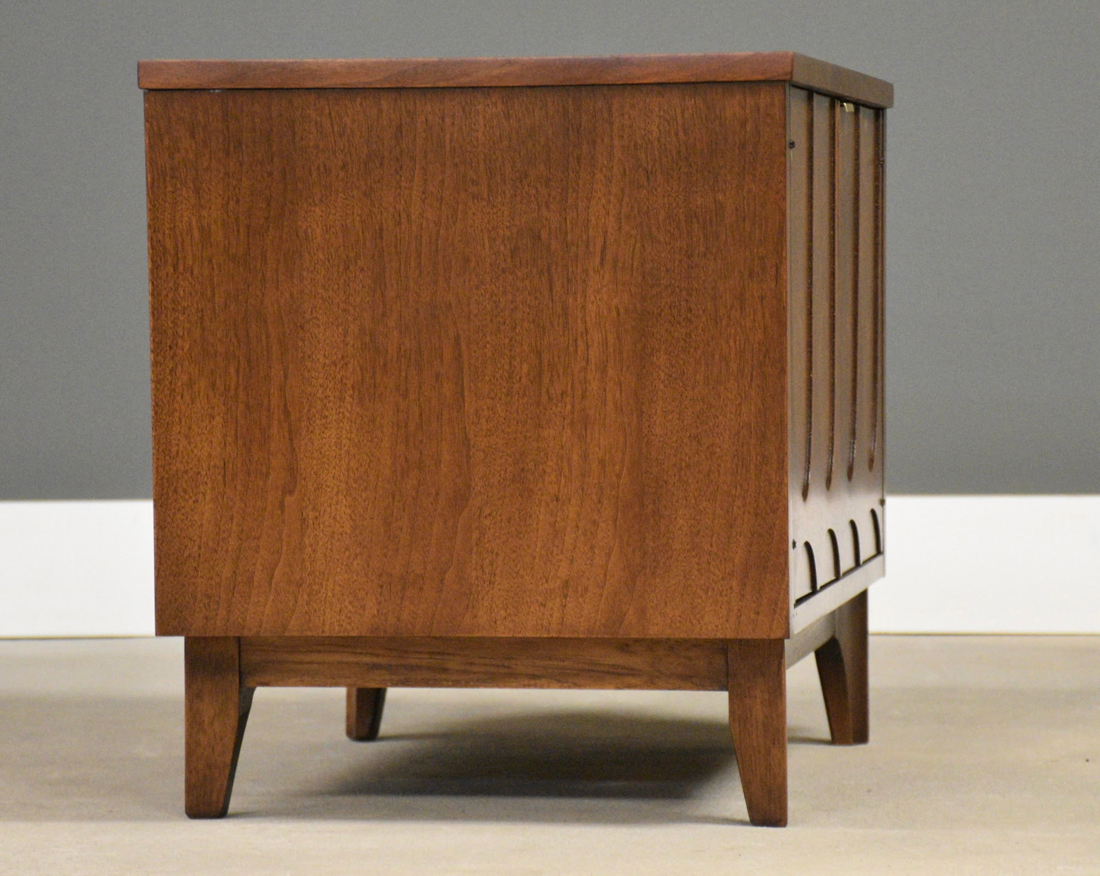 1960s Refinished Broyhill Brasilia Walnut Nightstand - 4