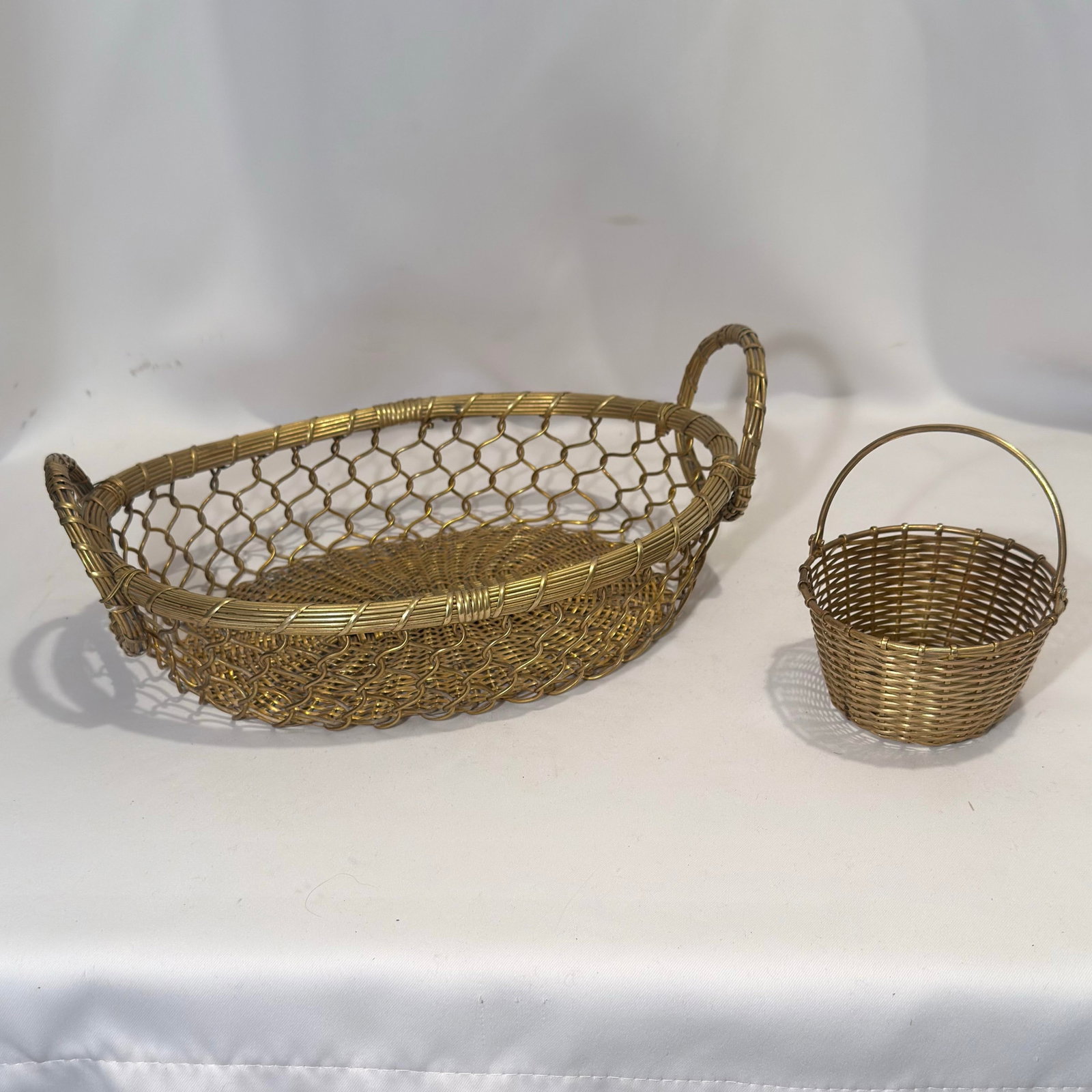 Vintage Castilian Imports Woven Brass Tabletop Baskets - Set of 2 - 3