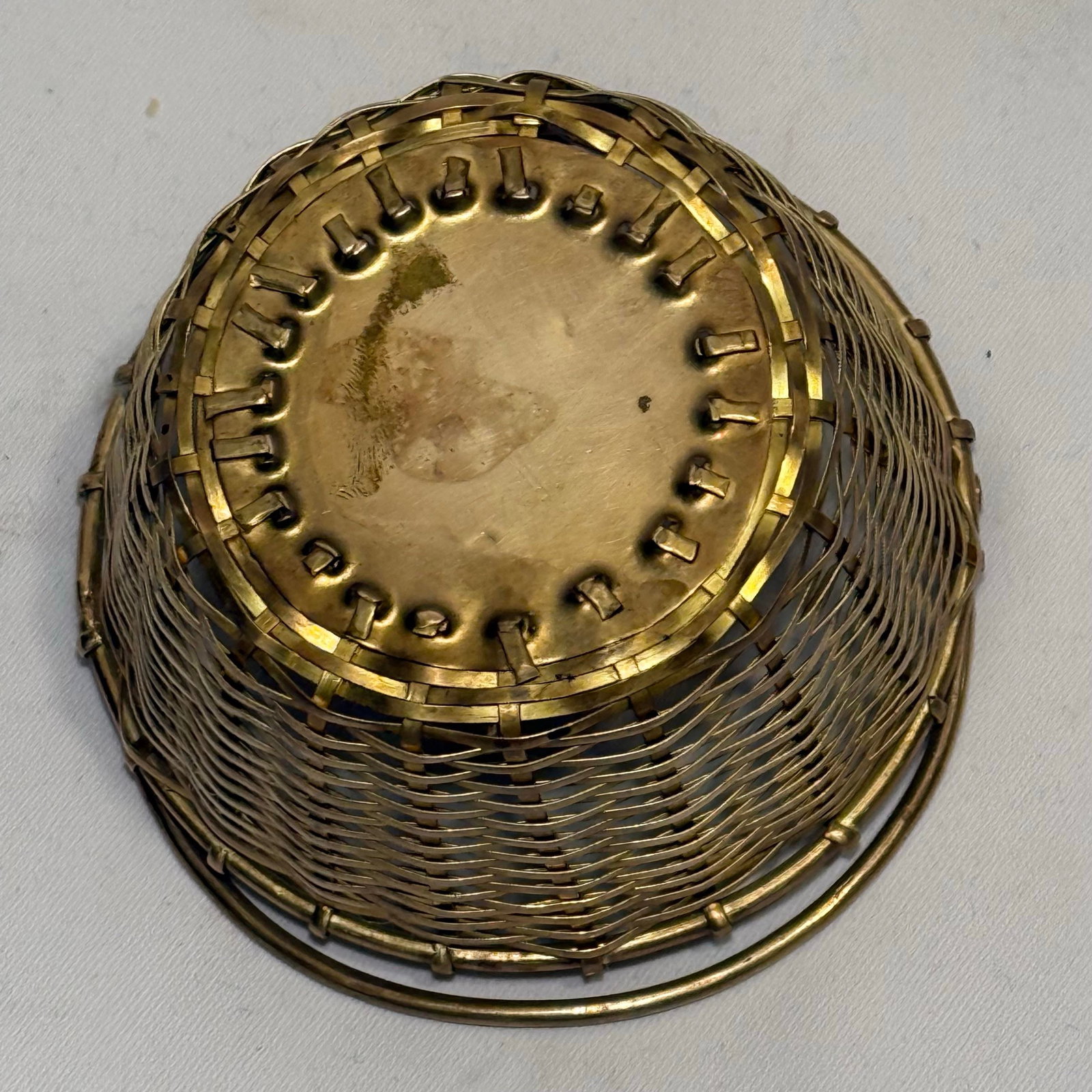 Vintage Castilian Imports Woven Brass Tabletop Baskets - Set of 2 - 9
