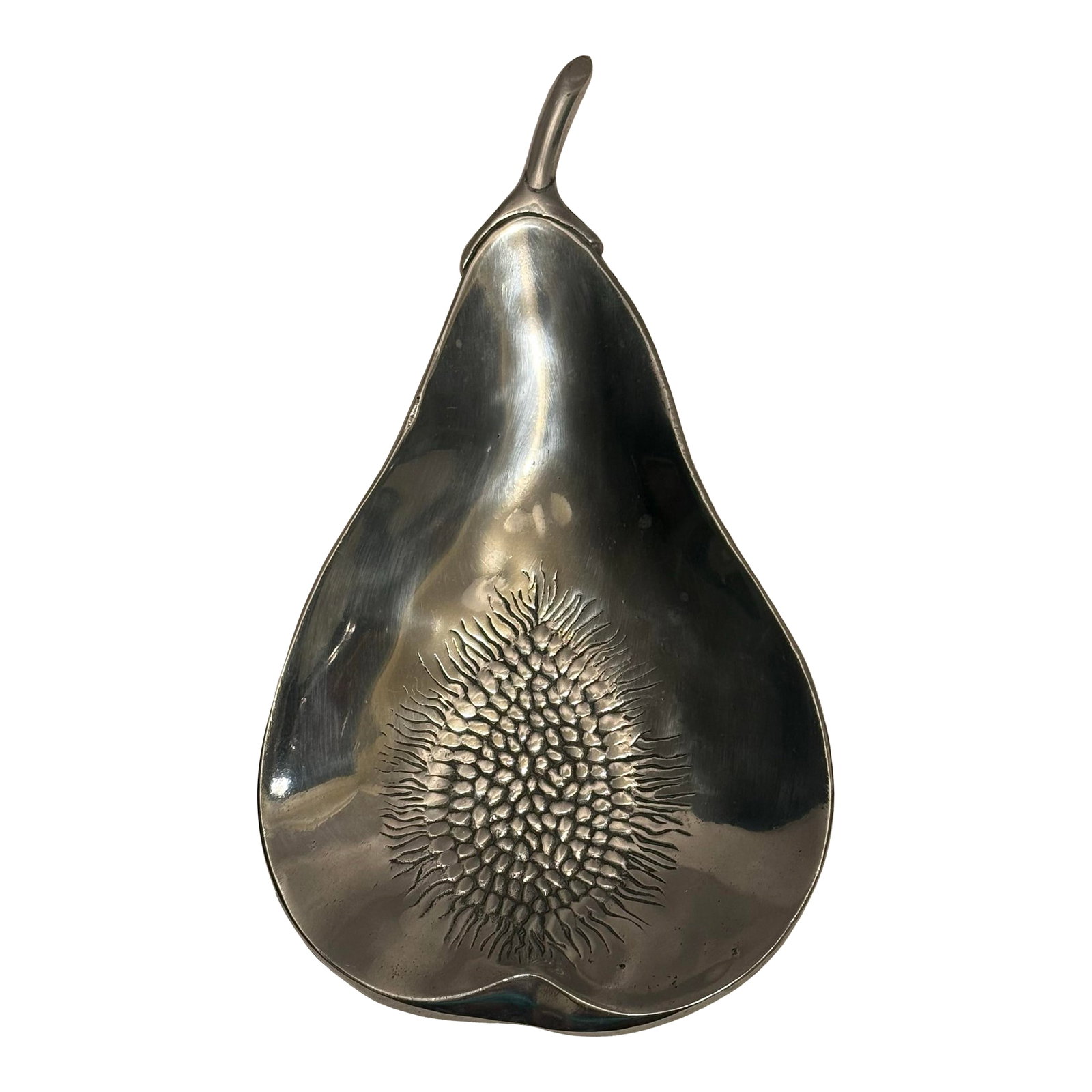 1992 Mariposa Brillante Arthur Court Style Aluminum Pear Dish: This authentic 1992 Mariposa Brillante pear-shaped serving dish beautifully merges organic form with striking mid-century style. Handcrafted by artisans in Mexico using sand-cast recycled aluminum,