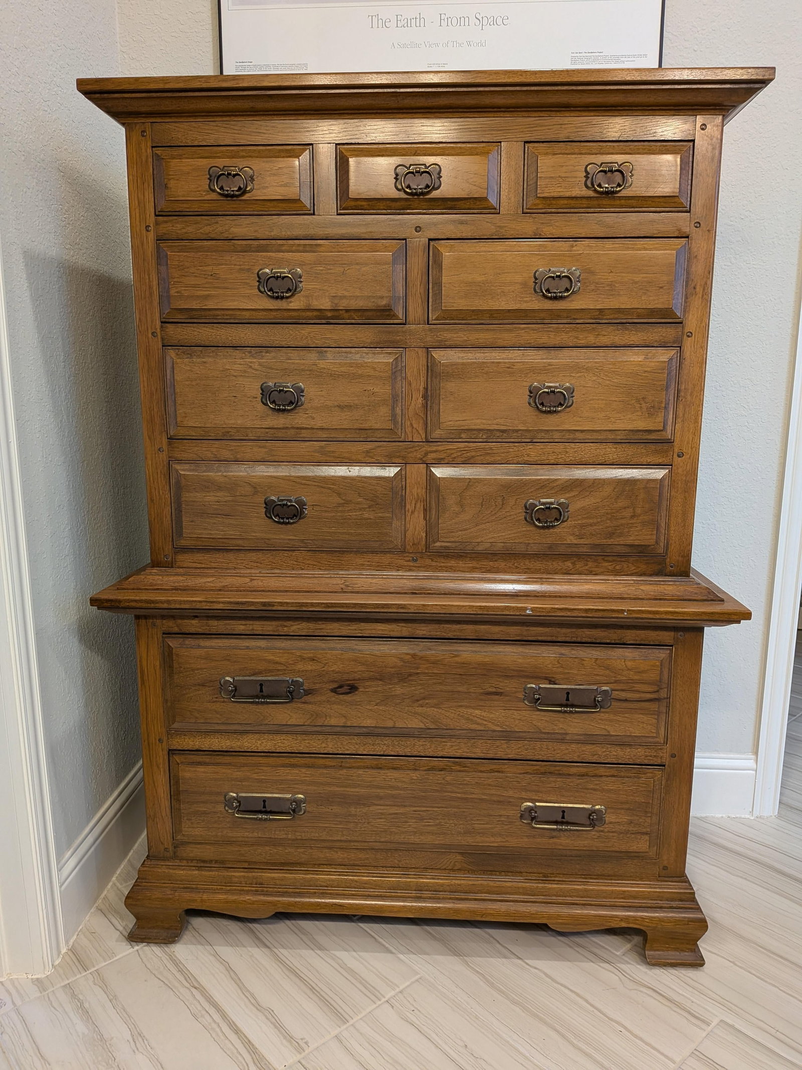 Thomasville Solid Oak Early American Style Chest-on-Chest Tallboy Dresser Vintage 1960 - 5