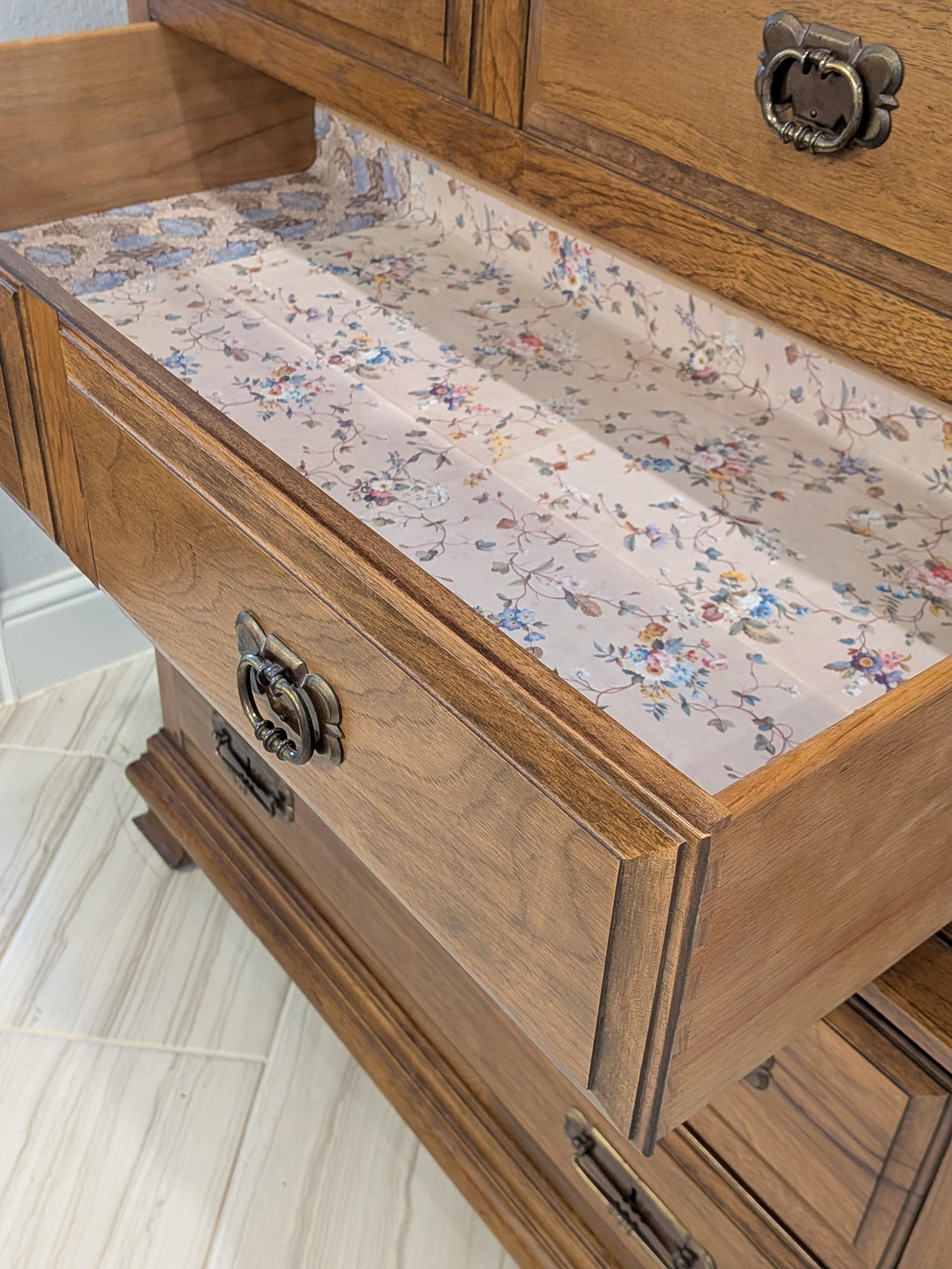 Thomasville Solid Oak Early American Style Chest-on-Chest Tallboy Dresser Vintage 1960 - 7