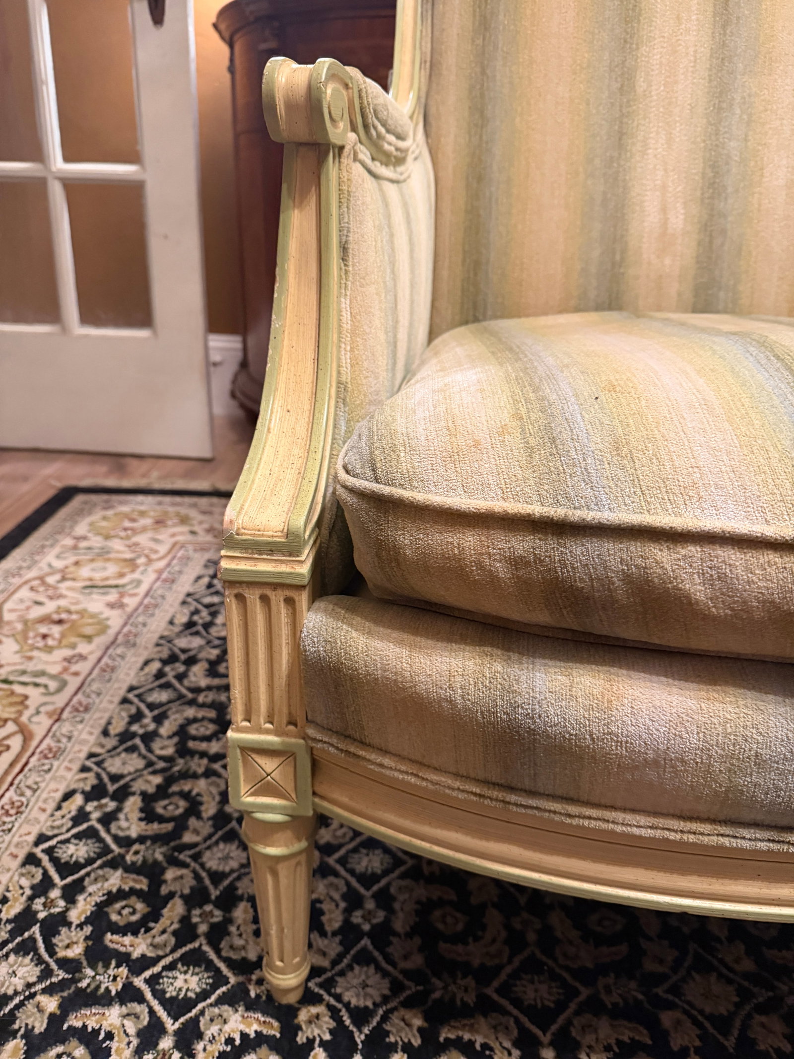 1960s Henredon Schoonbeck Louis XVI Style Down-Filled Bergere Armchair - 4