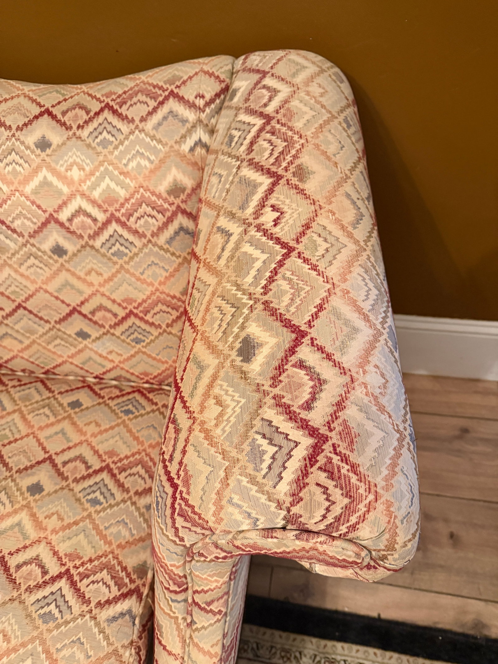 1980s Key City Flame Stitch Camelback Sofa / Long Settee - 7