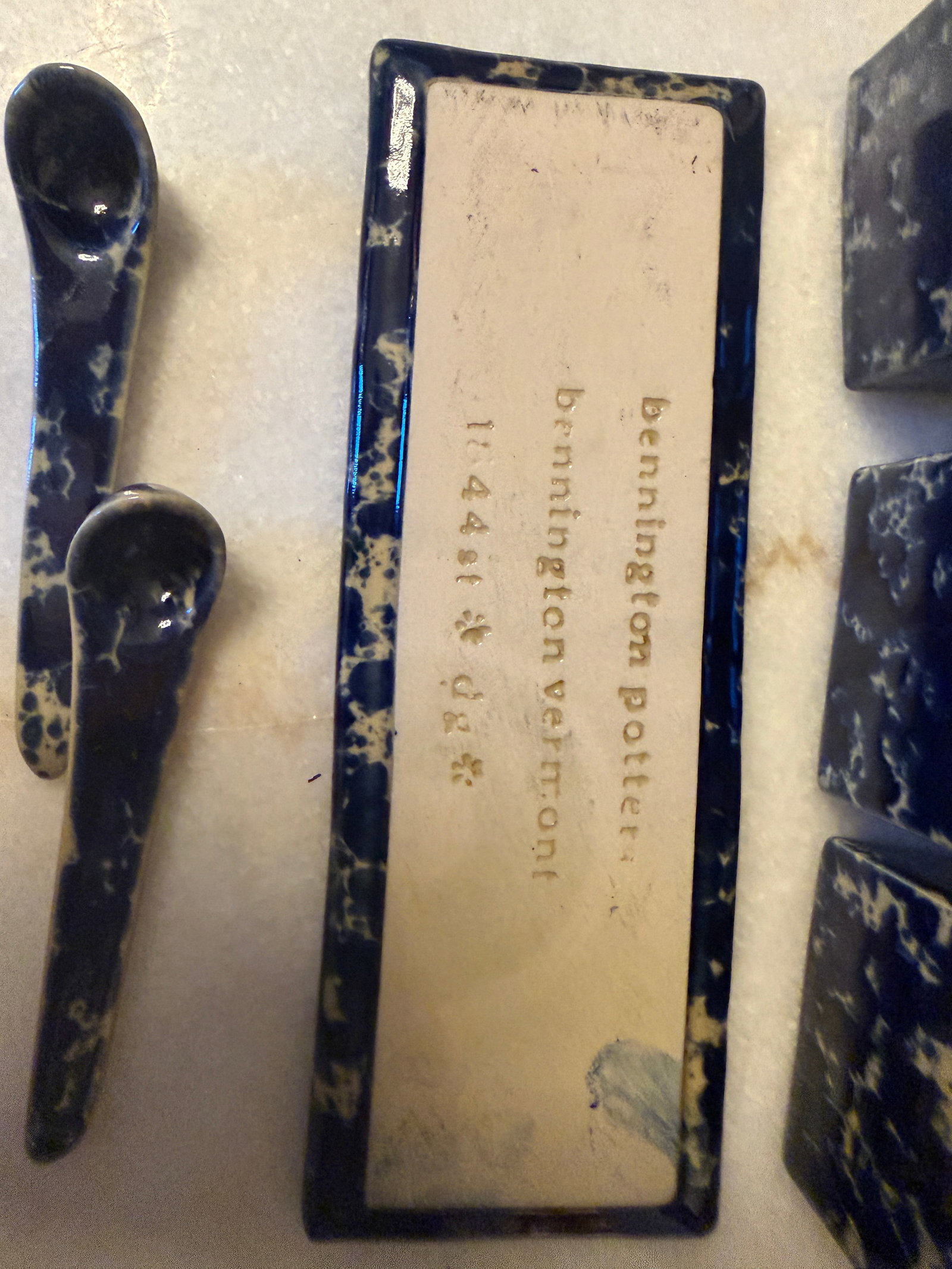 1960s Mid-Century Modern Bennington Potters Blue Agate Square Condiment Set by David Gil - 3