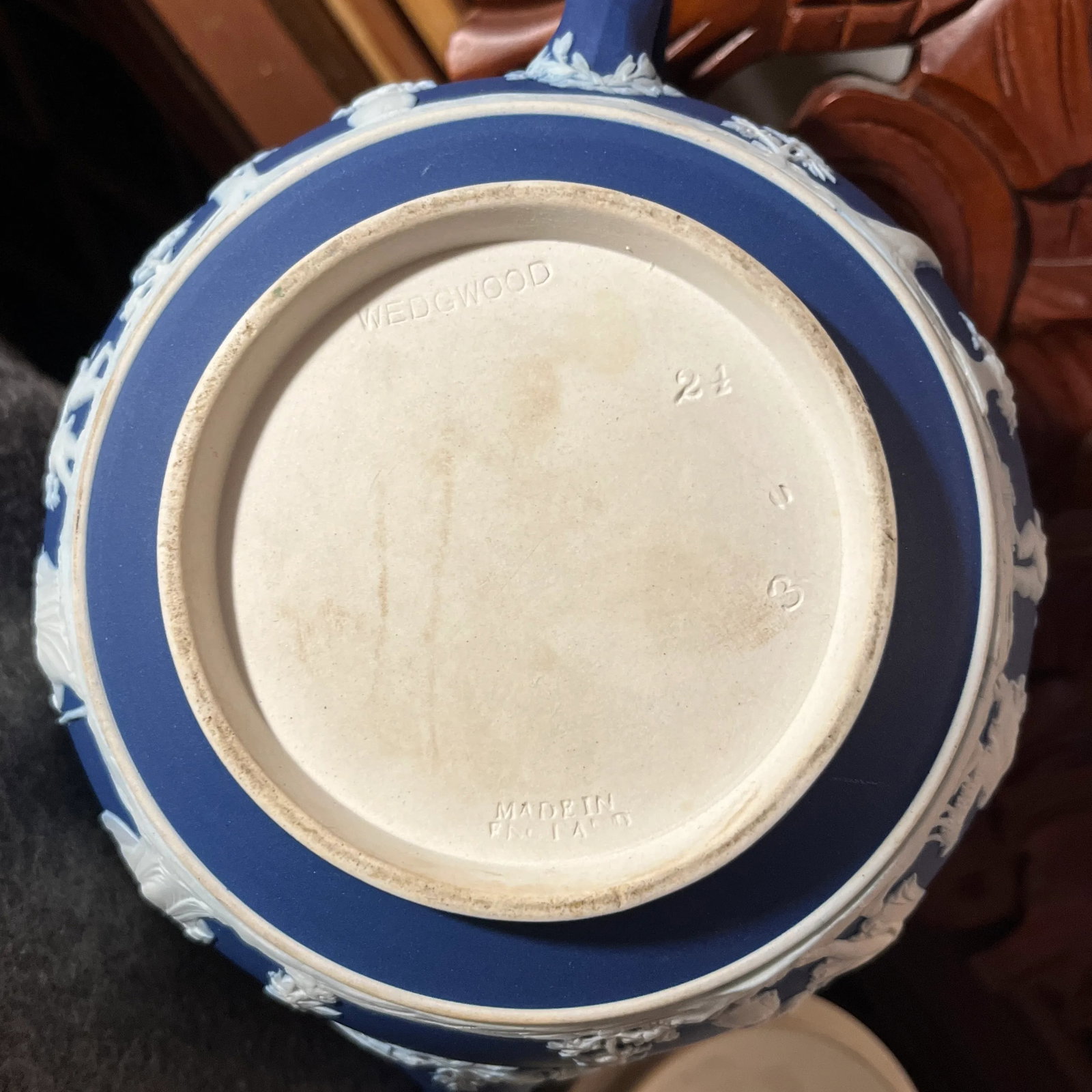 Early 20th Century Wedgwood Blue Jasperware Teapot & Lid - 11